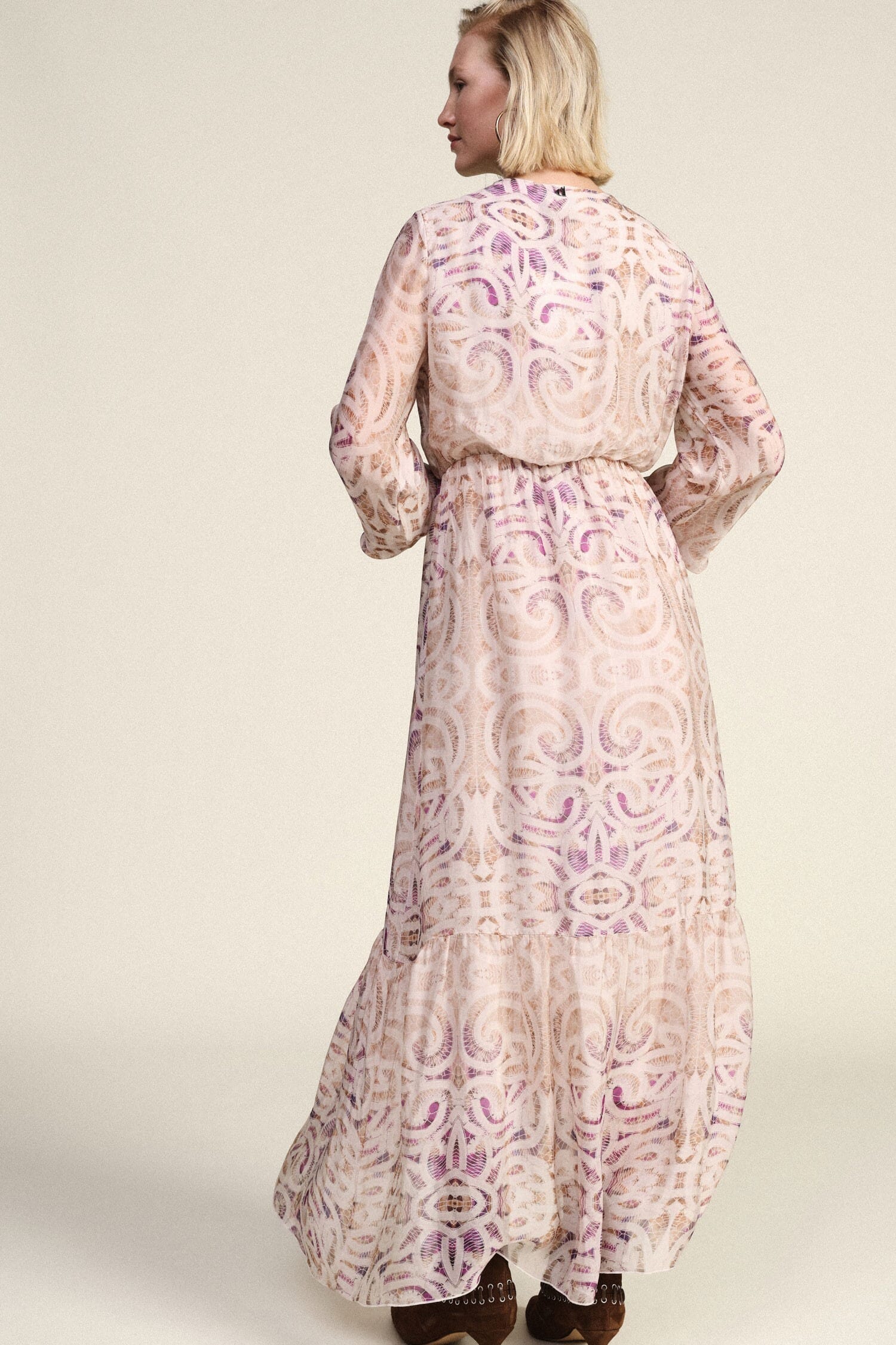 Abito Lungo Con Stampa Paisley E Scollo A V Dixie