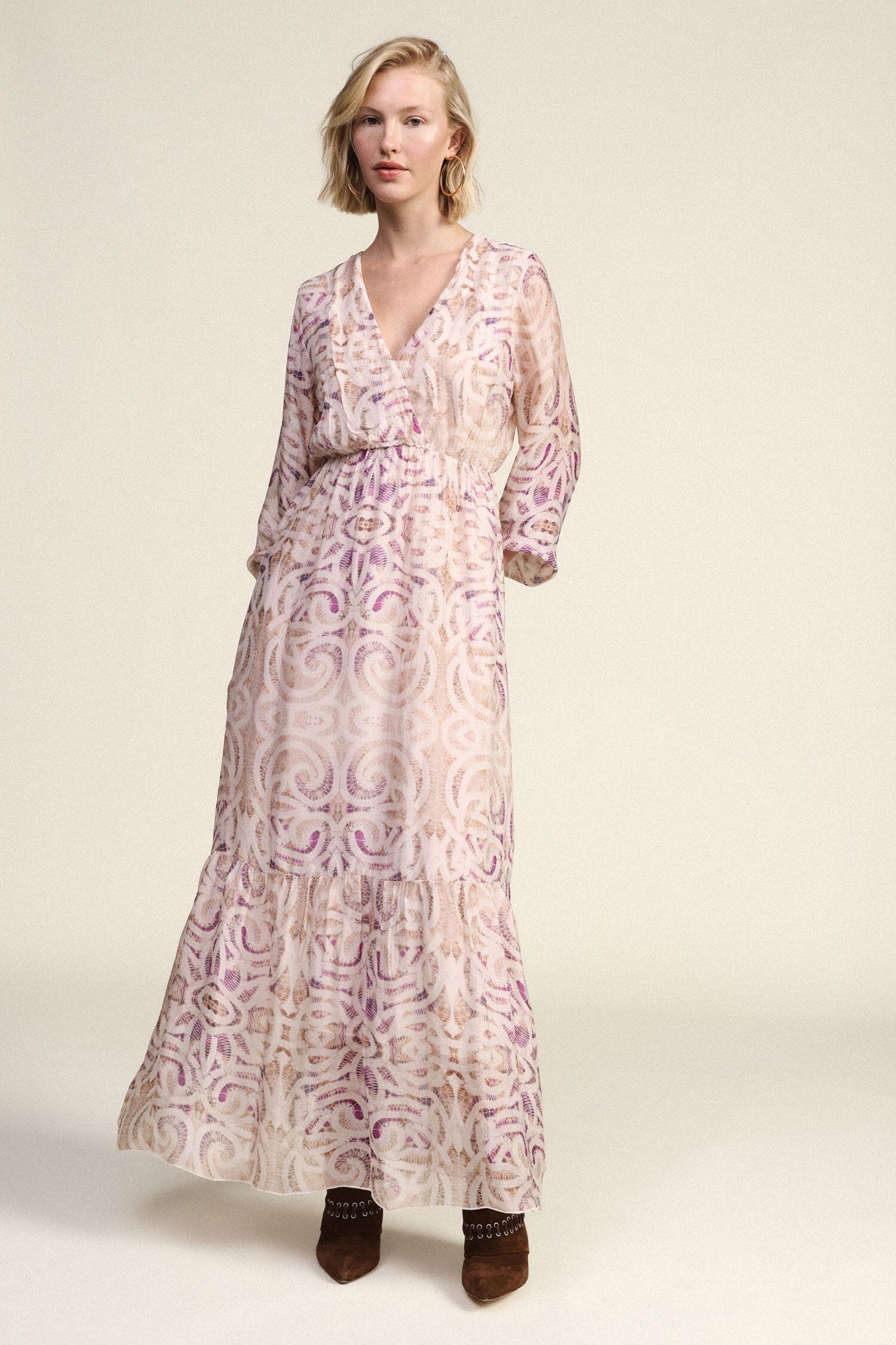 Abito Lungo Con Stampa Paisley E Scollo A V Dixie