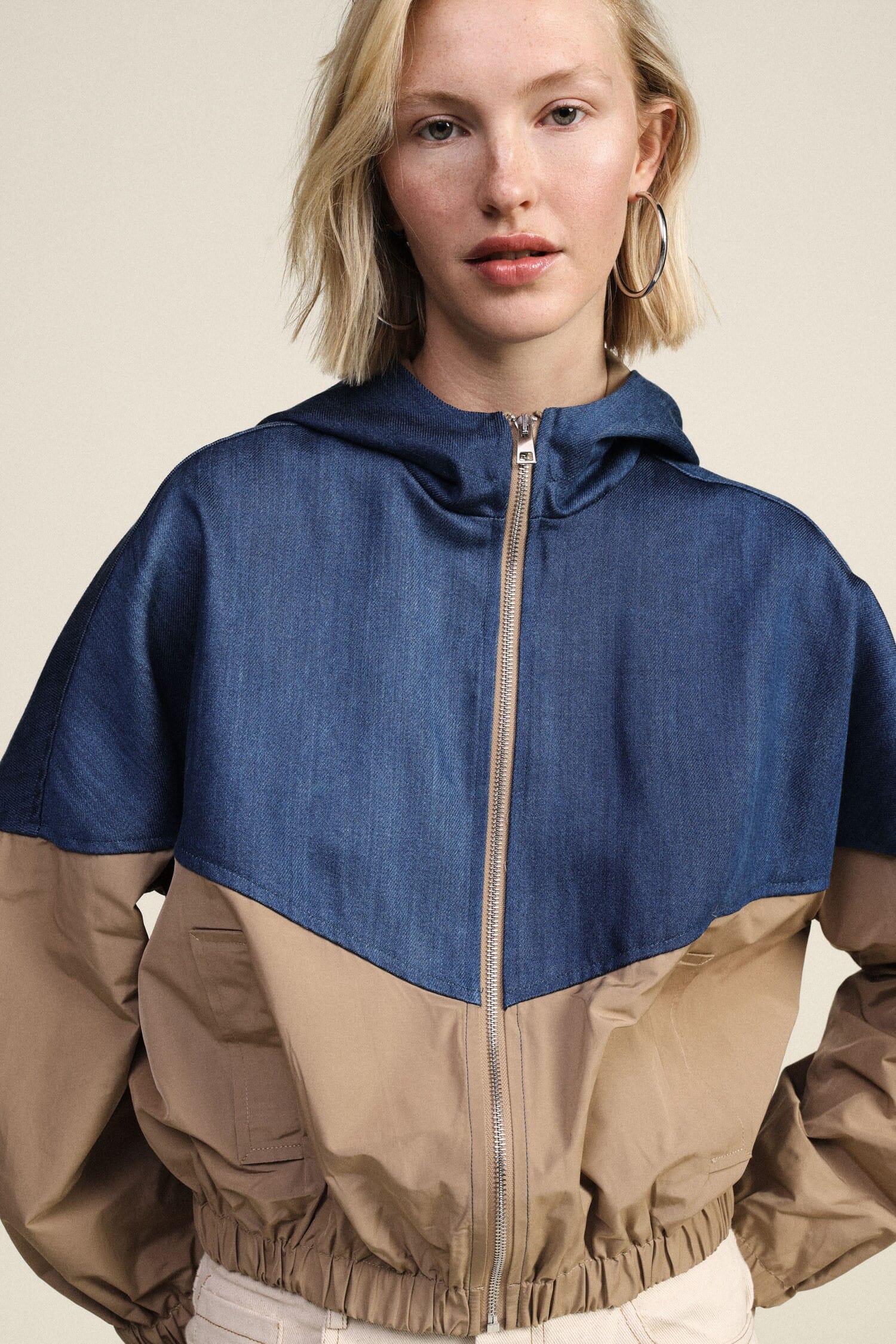 Bomber Con Zip E Cappuccio Colorblock Dixie