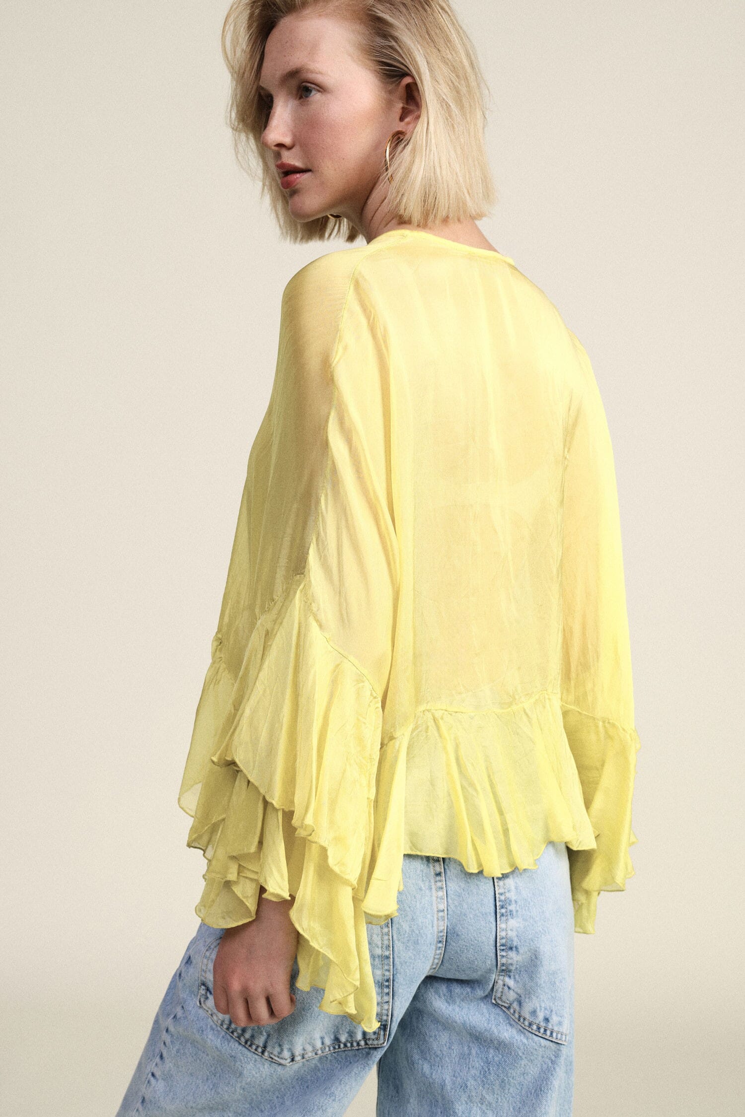 Chemise à larges volants Dixie