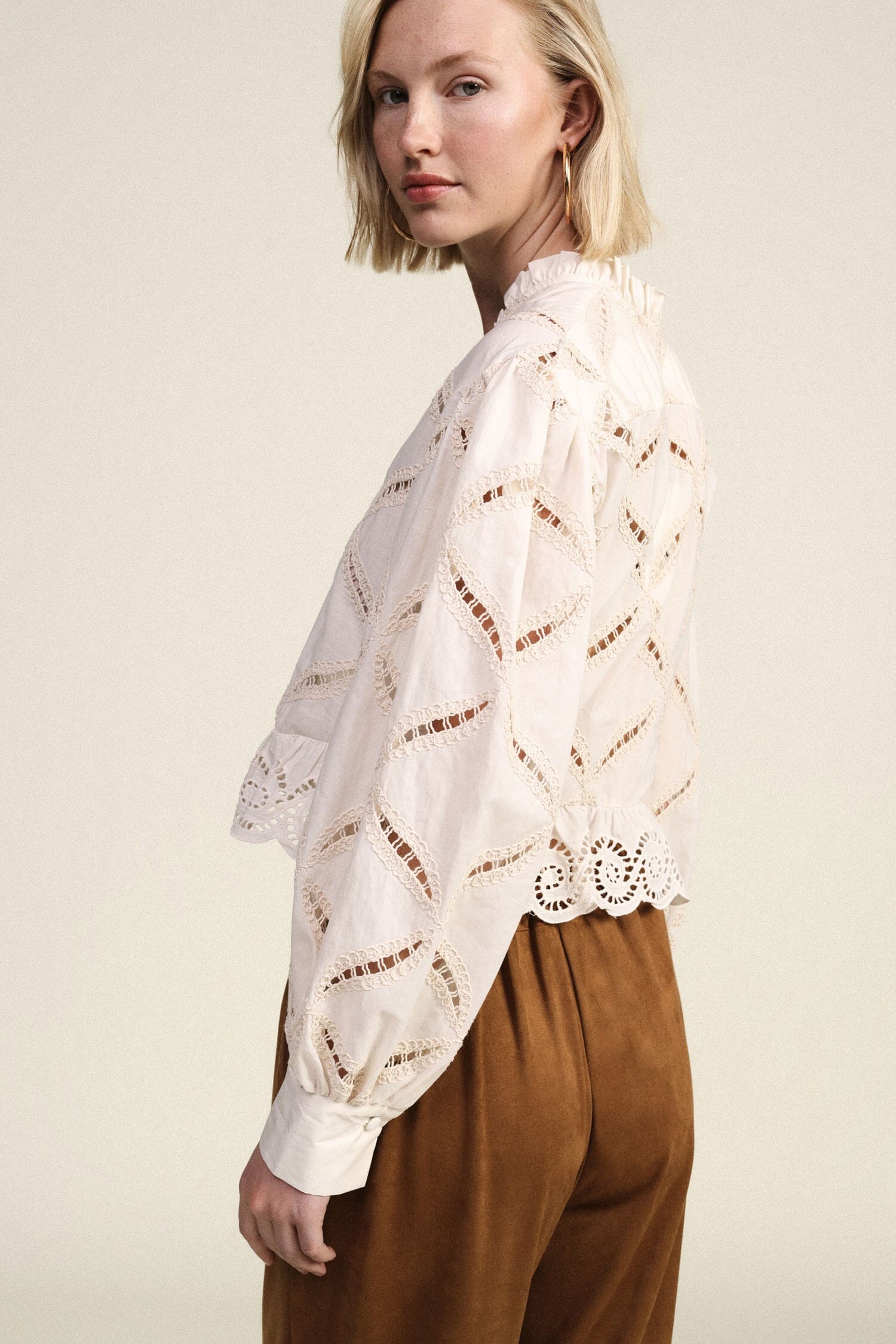 Embroidered Shirt With Wide Sleeves And Scalloped Hemline Dixie