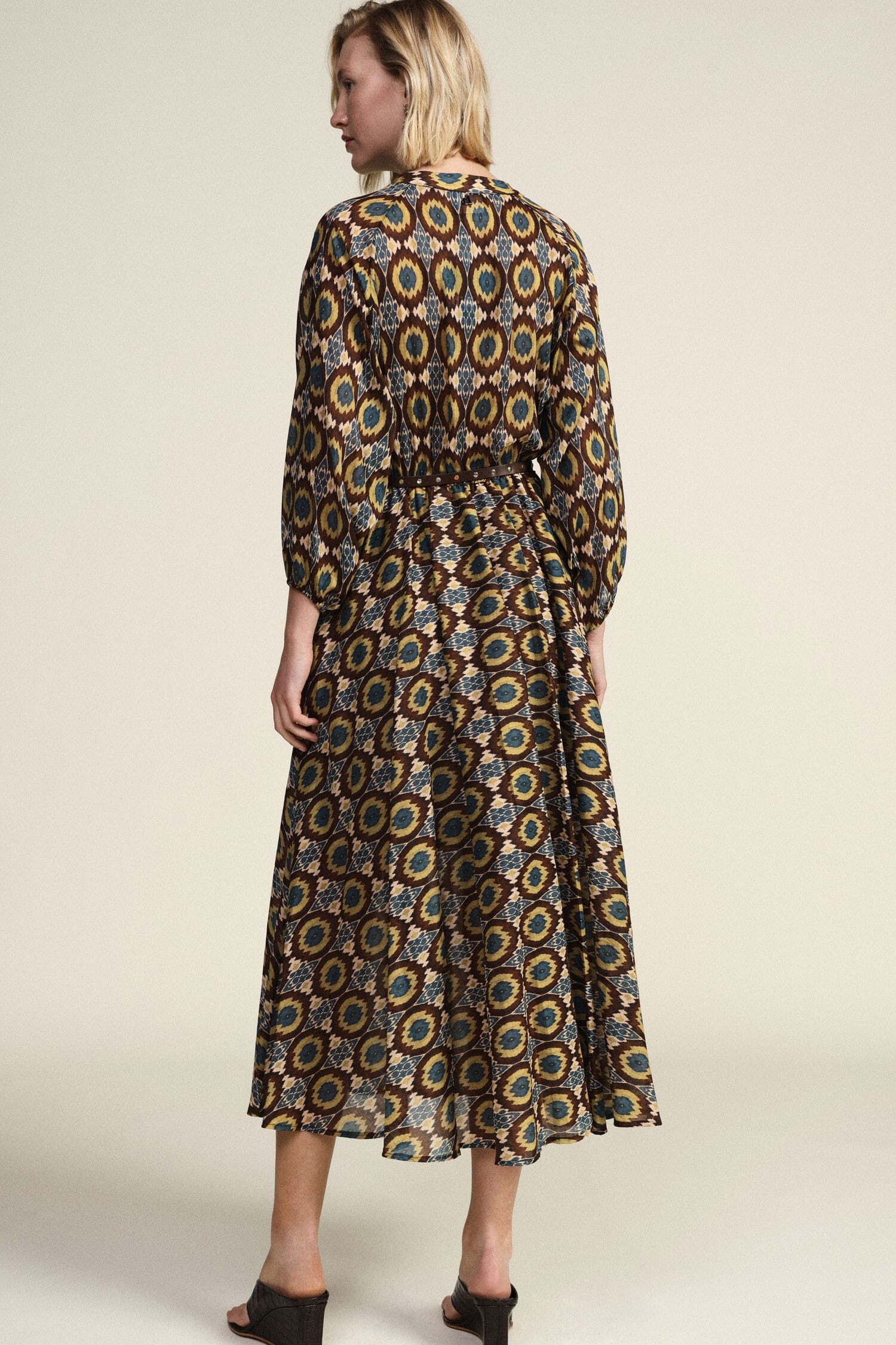 Robe longue à imprimé géométrique et ceinture Dixie