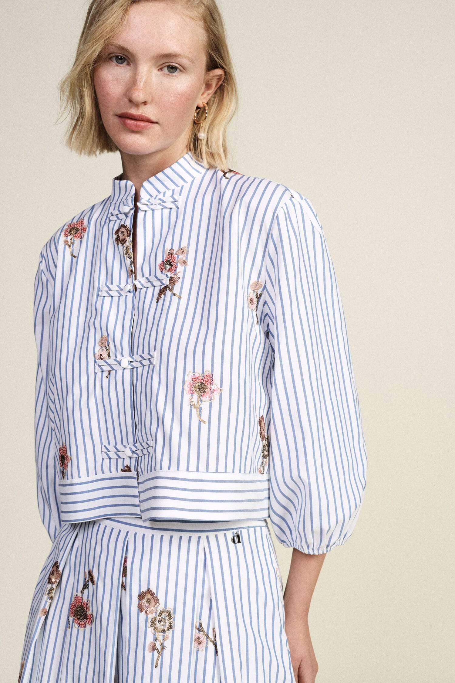 Striped Shirt With Floral Embroidery And Dixie Knot Closure