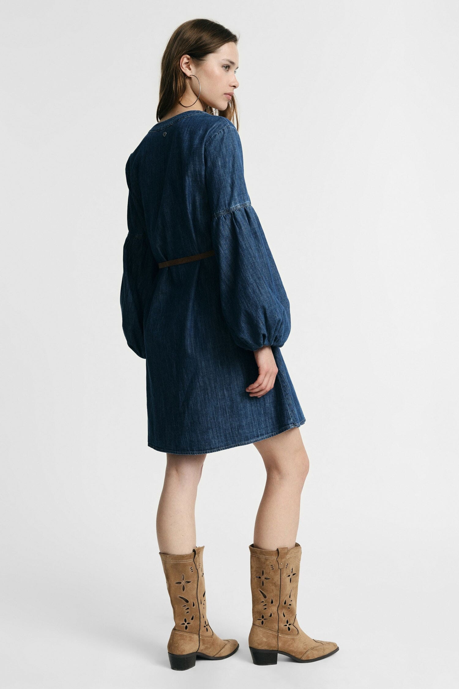 Short Dress With Wide Sleeves And Belt Please