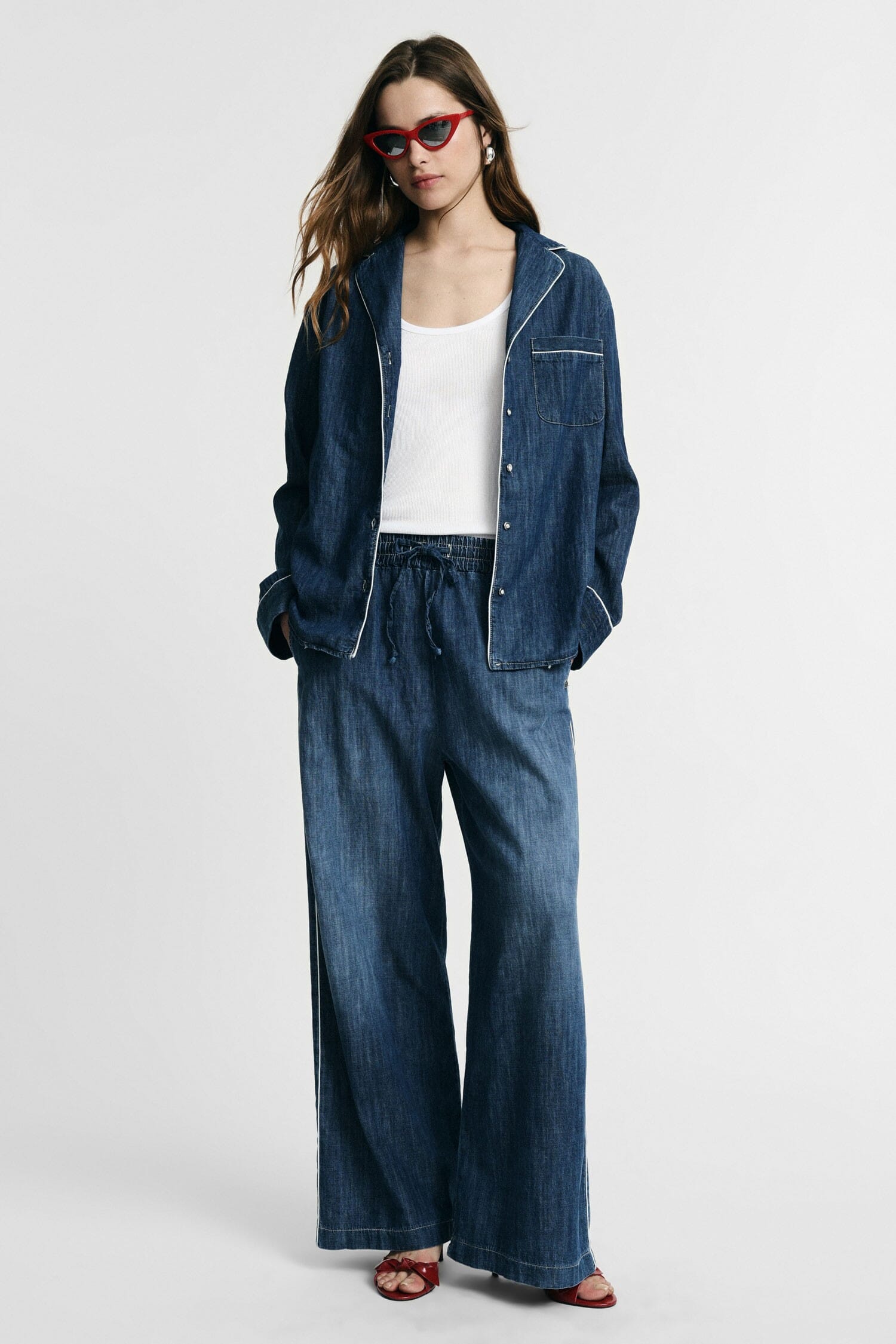 Jeans à jambe large avec taille élastiquée et cordon de serrage Please