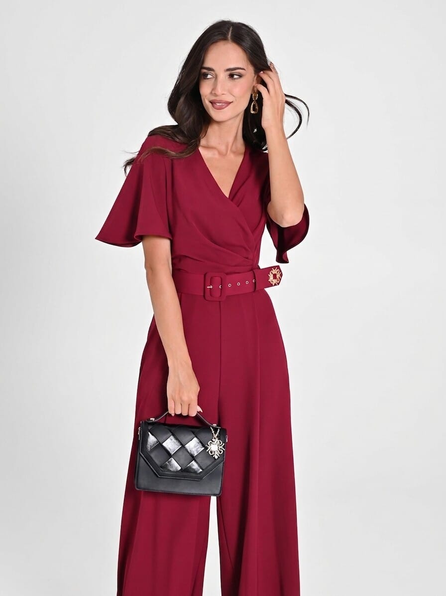 Costume une pièce fluide avec ceinture rigide coordonnée et encolure croisée Rinascimento