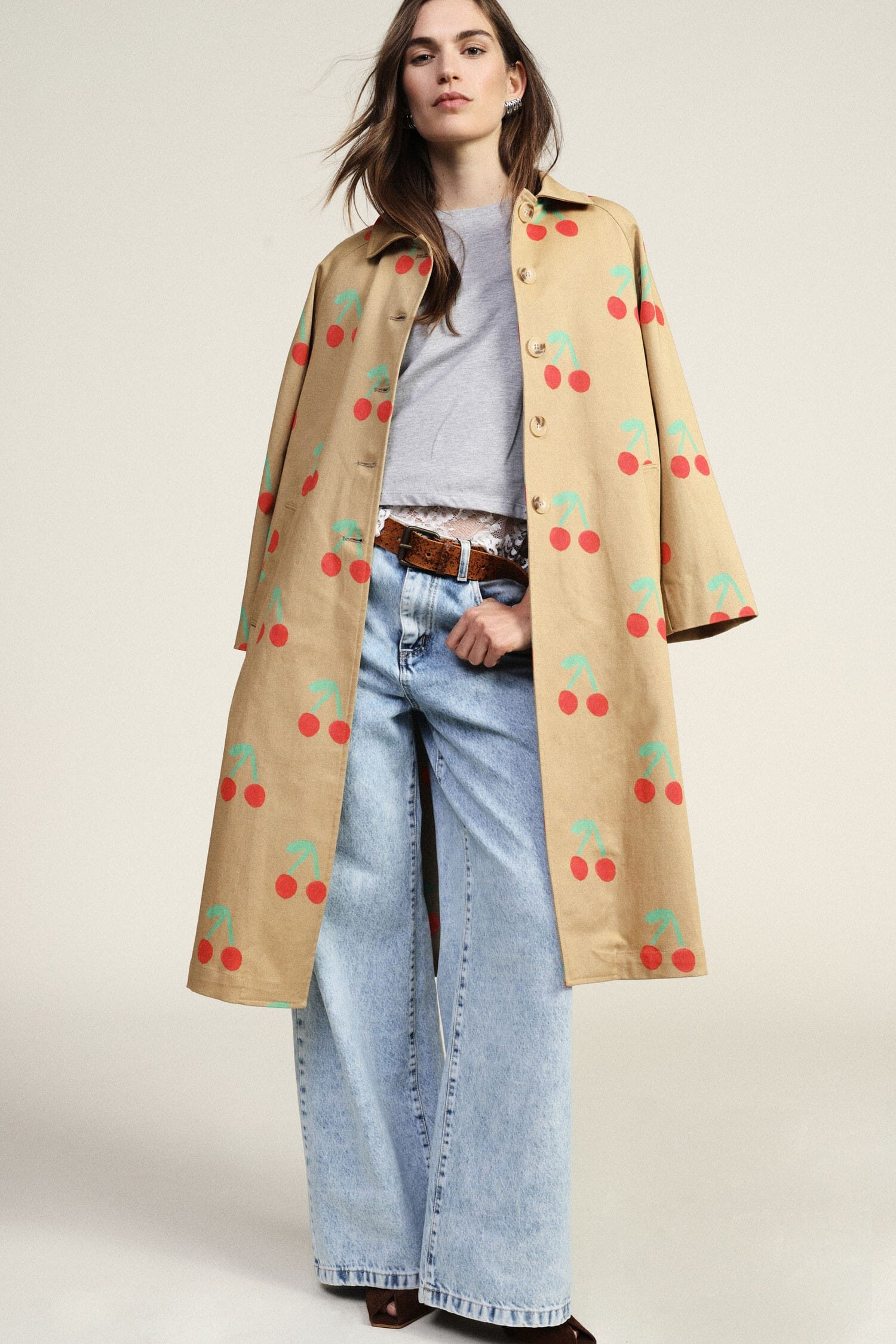 Cappotto Lungo Stampa Ciliegie Bottoni Visibili Dixie