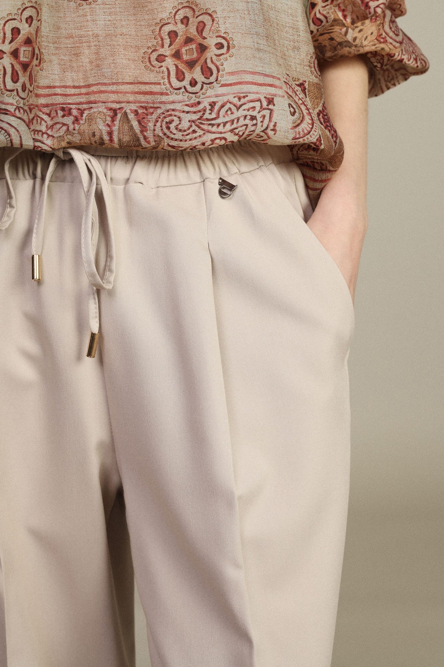 Pantalon Palace Taille élastiquée avec fléchettes Dixie