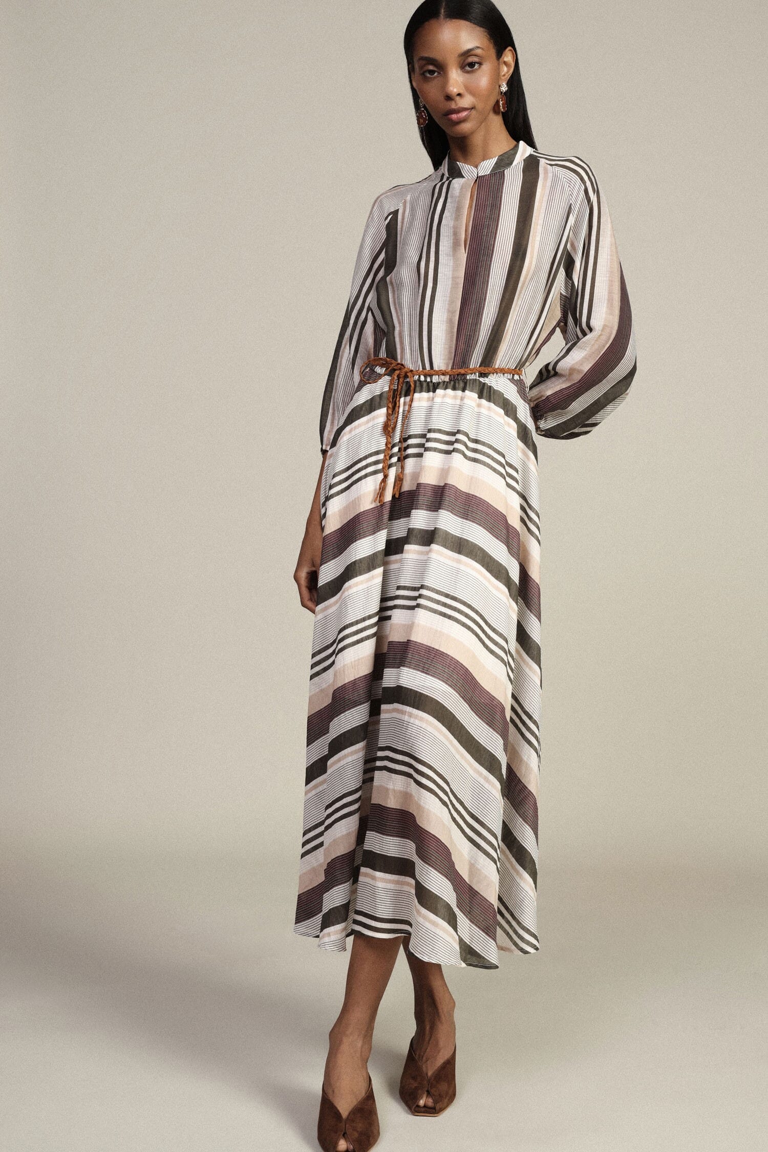 Abito Lungo A Righe Con Cintura Intrecciata Dixie