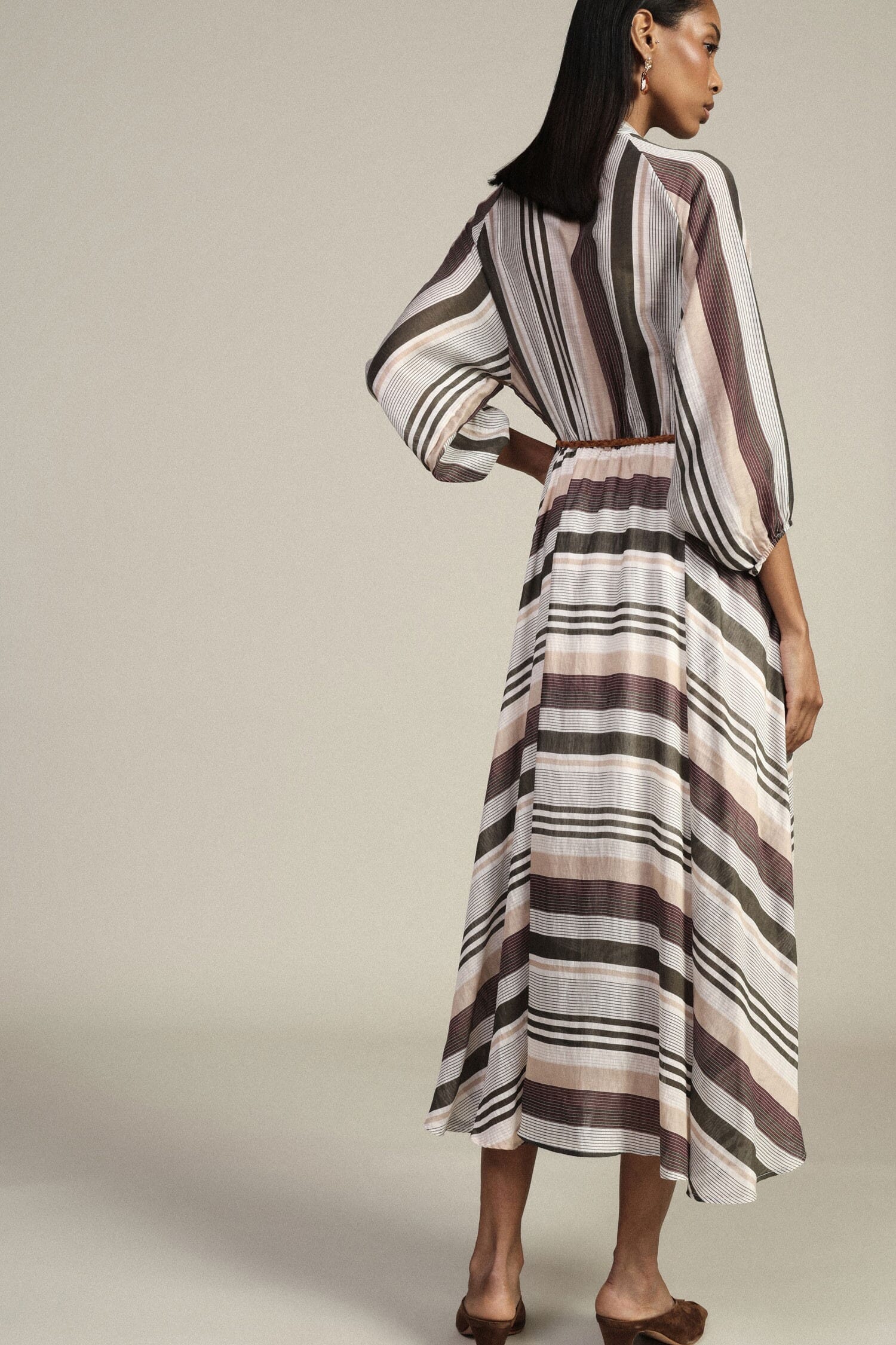 Abito Lungo A Righe Con Cintura Intrecciata Dixie