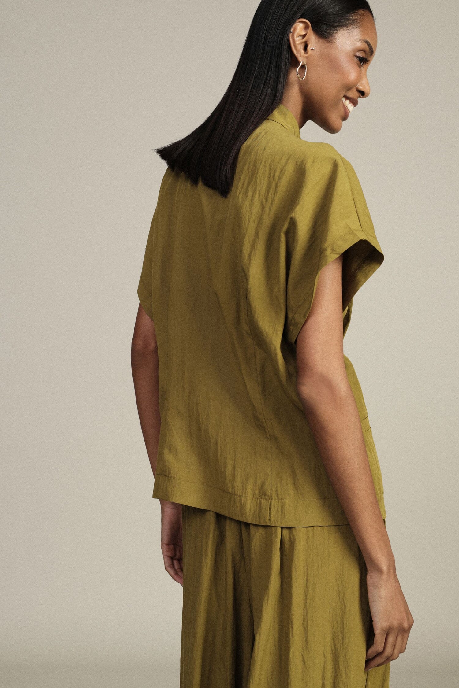 Camicia Corta Con Chiusura A Nodo E Tasche Frontali Dixie