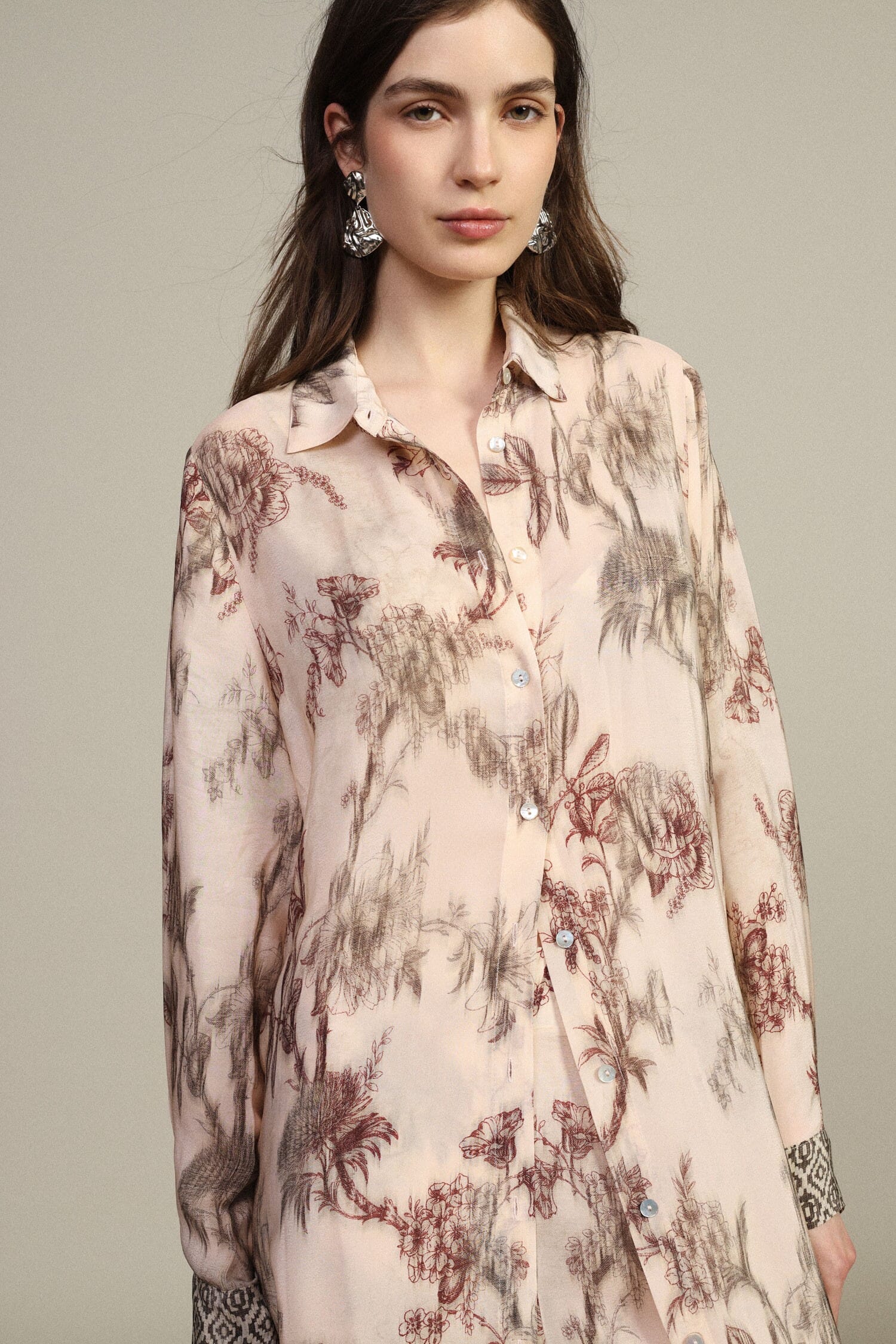 Robe longue à imprimé floral avec boutons sur le devant Dixie