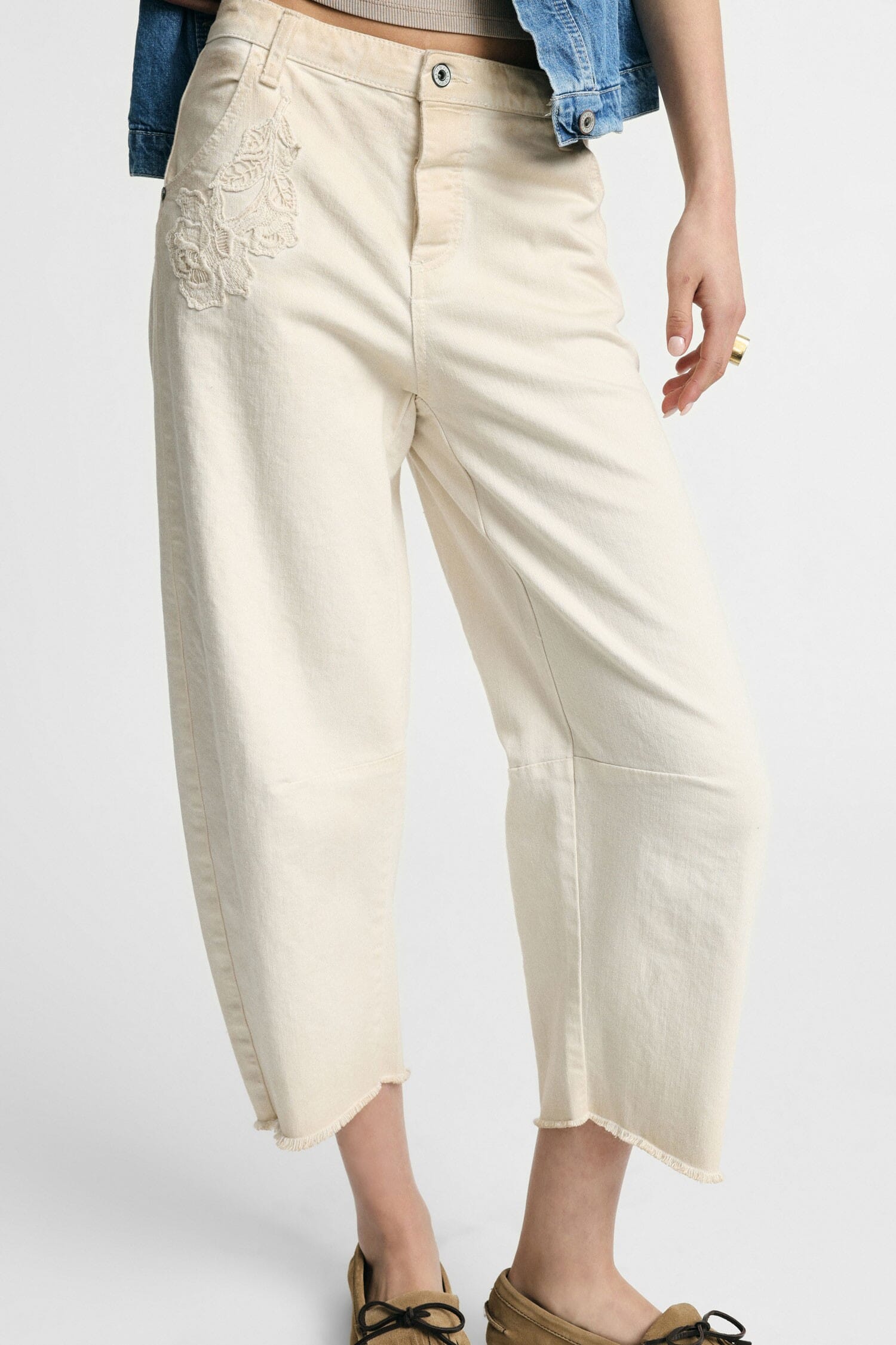 Pantalon taille haute avec bas coupé à vif Please