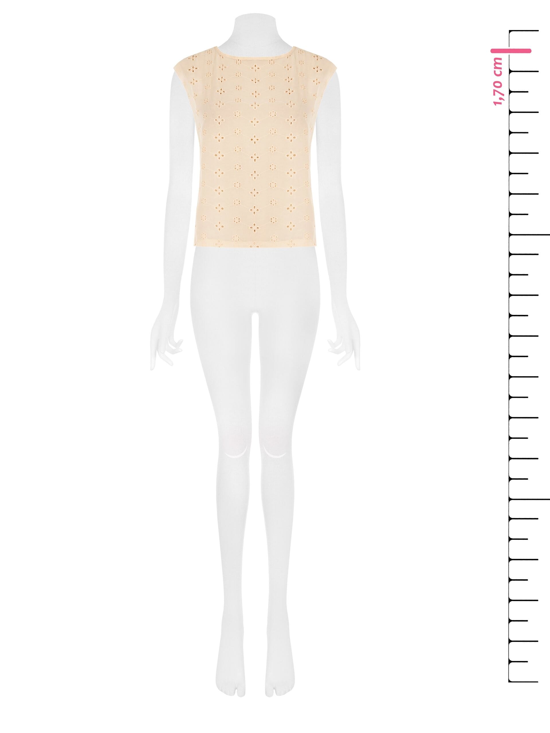 Wide Flower Embroidered Georgette Blouse Rinascimento