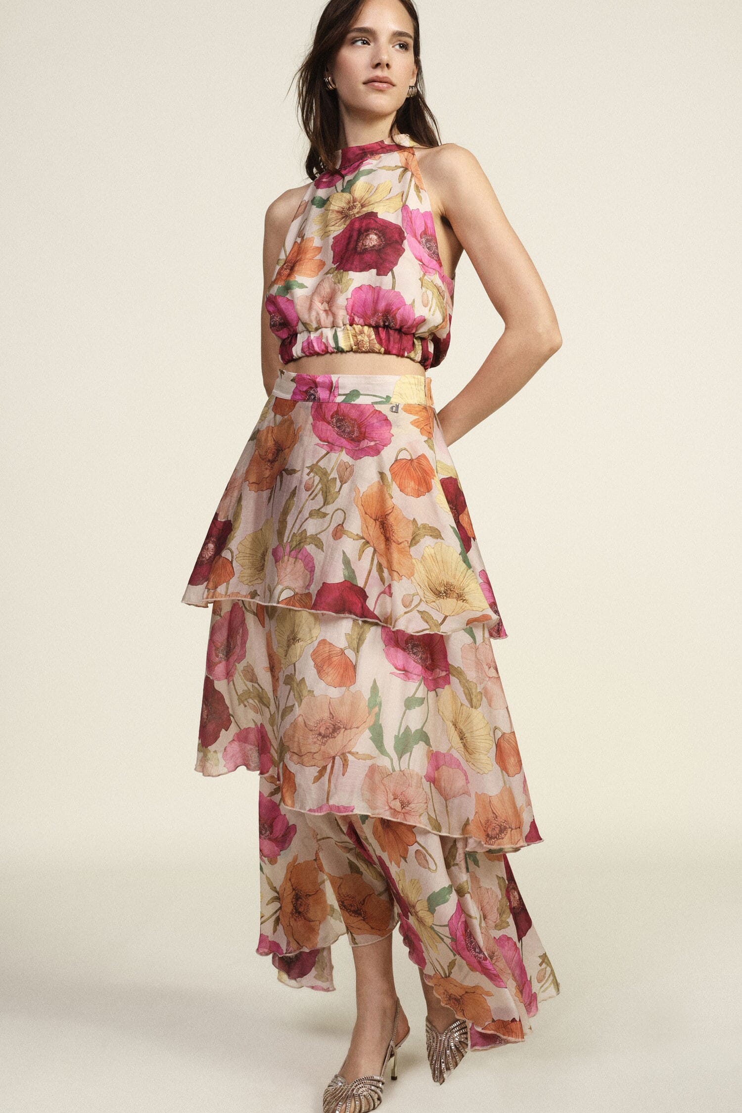 Jupe longue à volants avec imprimé floral asymétrique Dixie