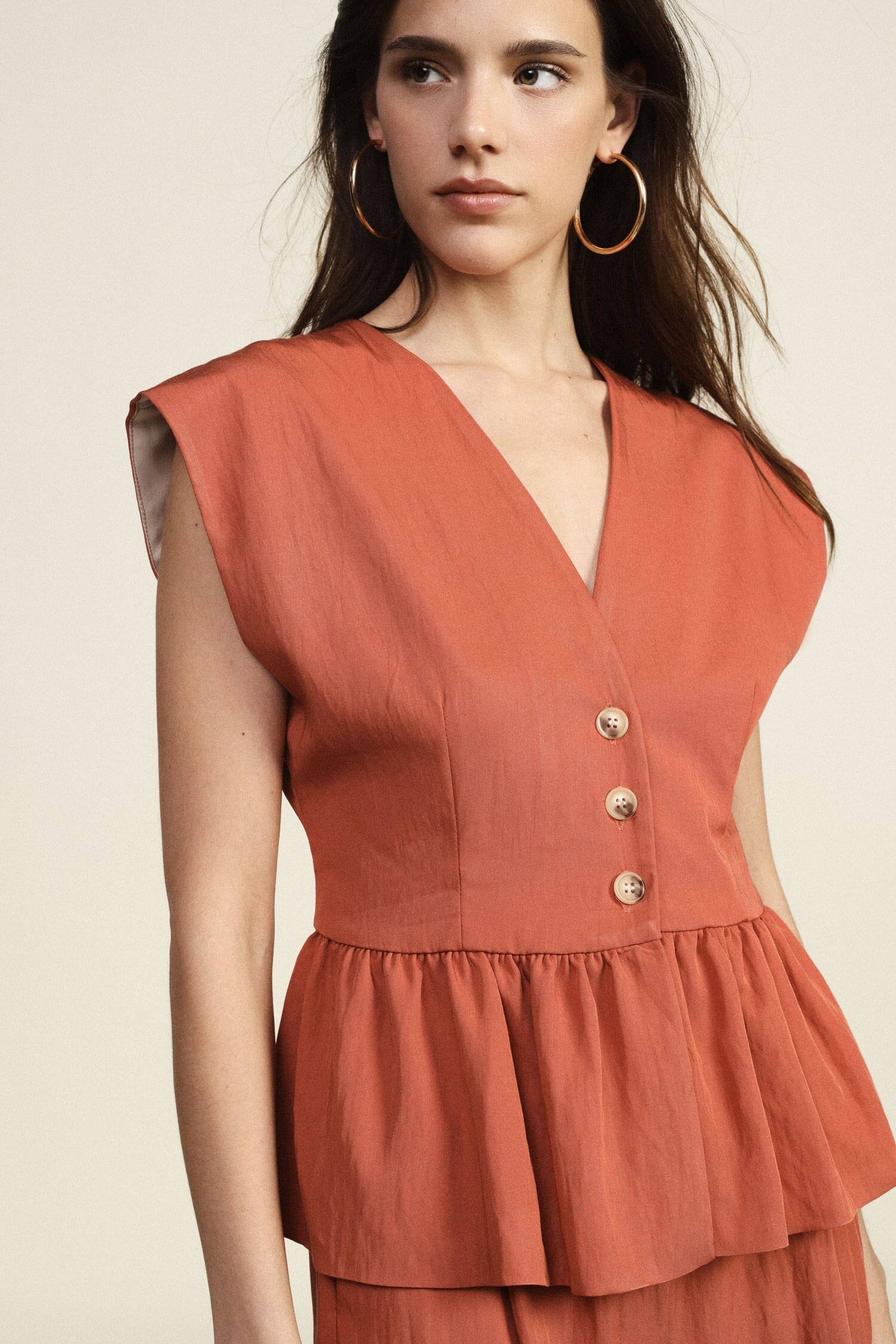 Gilet court Dixie à boutons et volants
