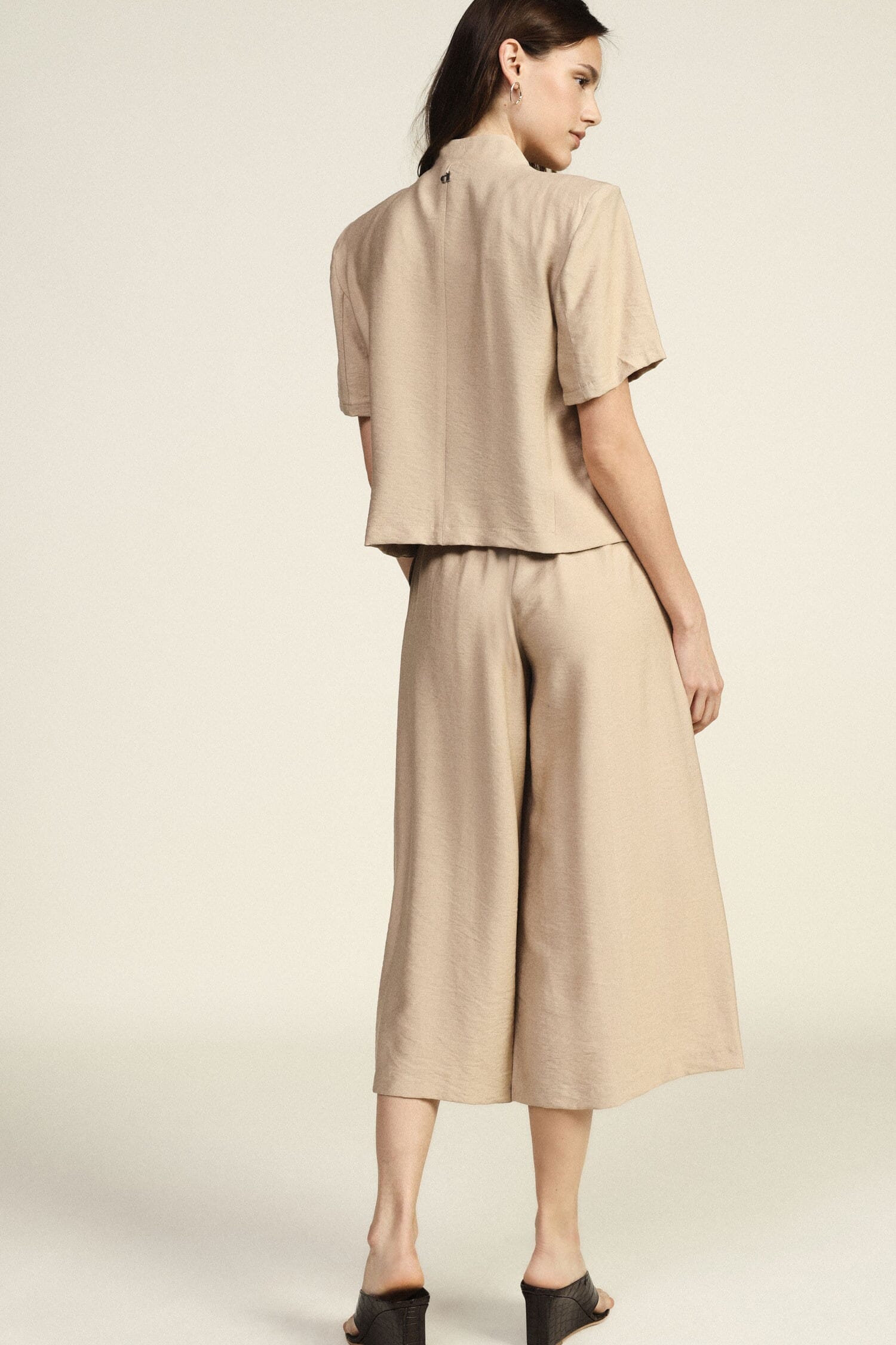 Cropped Palace Trousers With Darts And Pockets Dixie