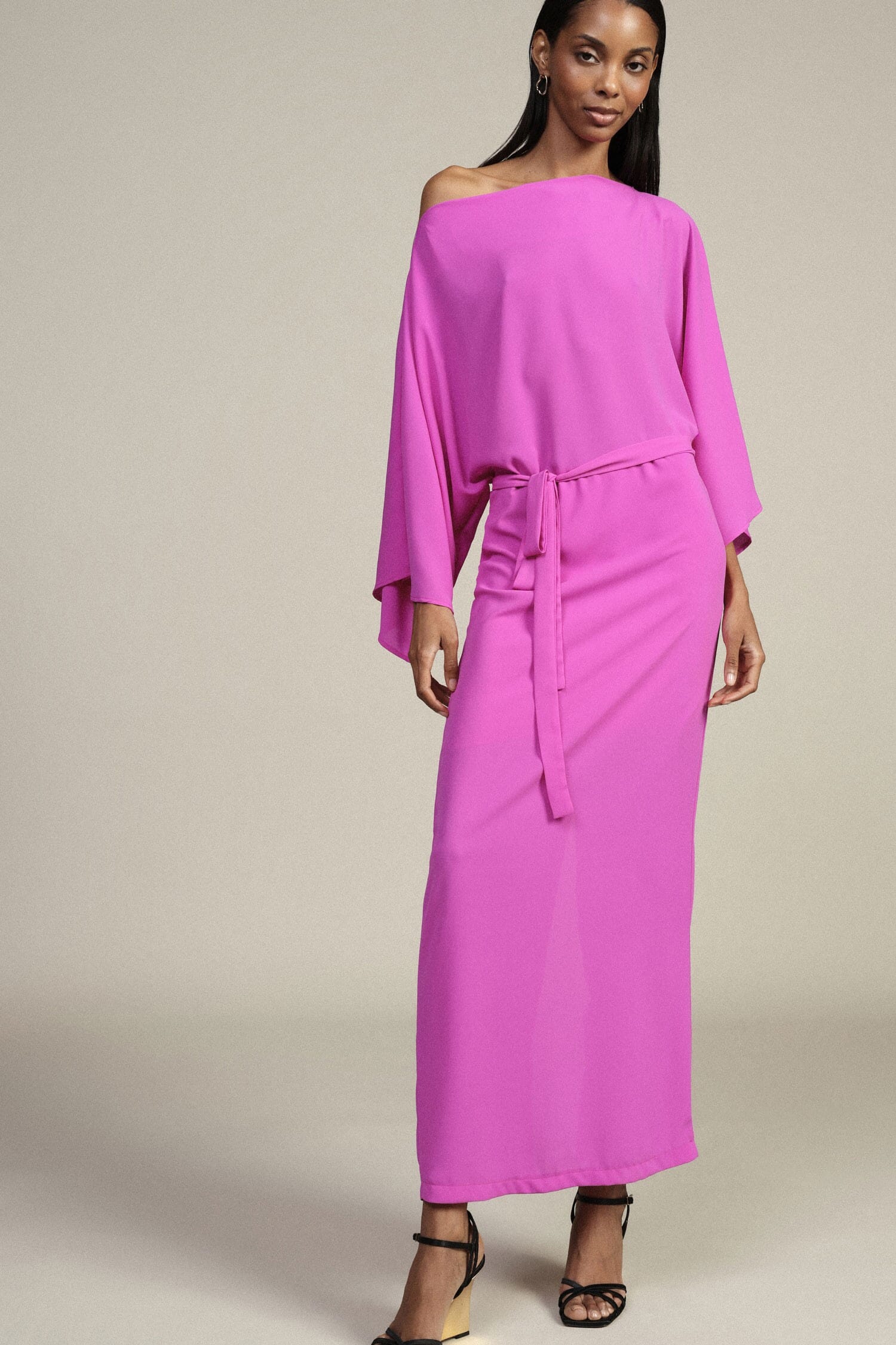 Robe midi à manches larges et ceinture Dixie