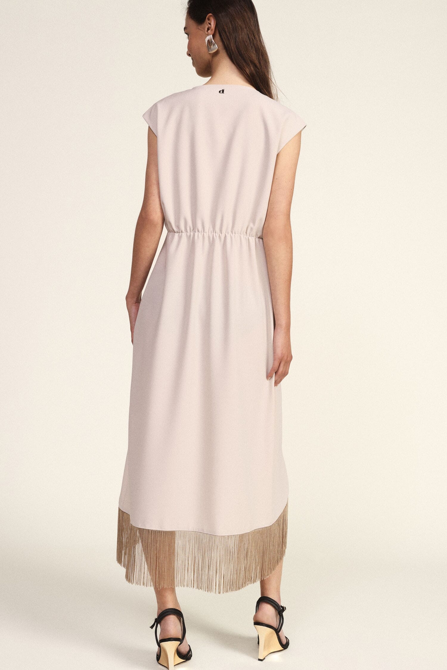 Robe midi sans manches à franges asymétriques Dixie