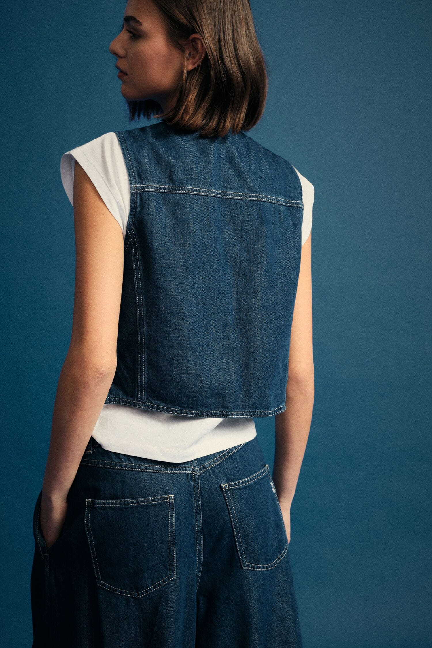 Gilet Senza Maniche In Denim Con Alamari Please