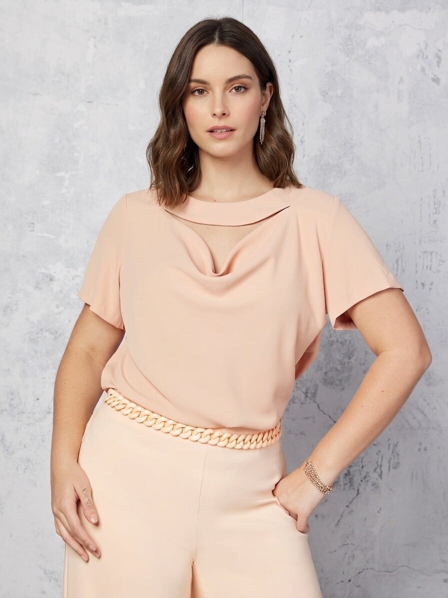 Blusa Fluida Curvy In Raso Opaco Con Cut-Out Rinascimento Curvy