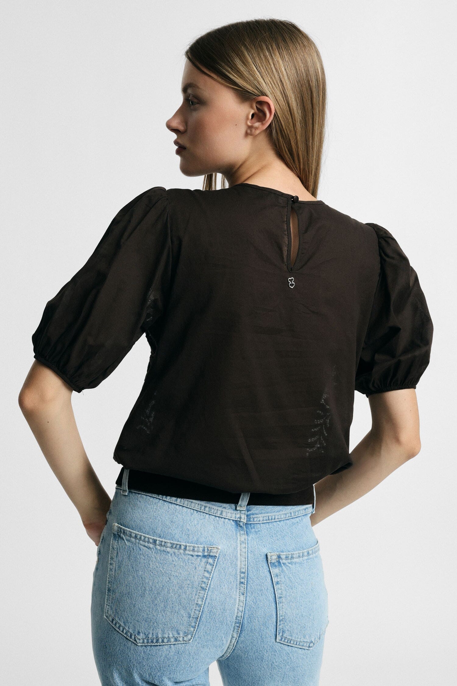 Chemisier en dentelle à manches larges transparentes Please