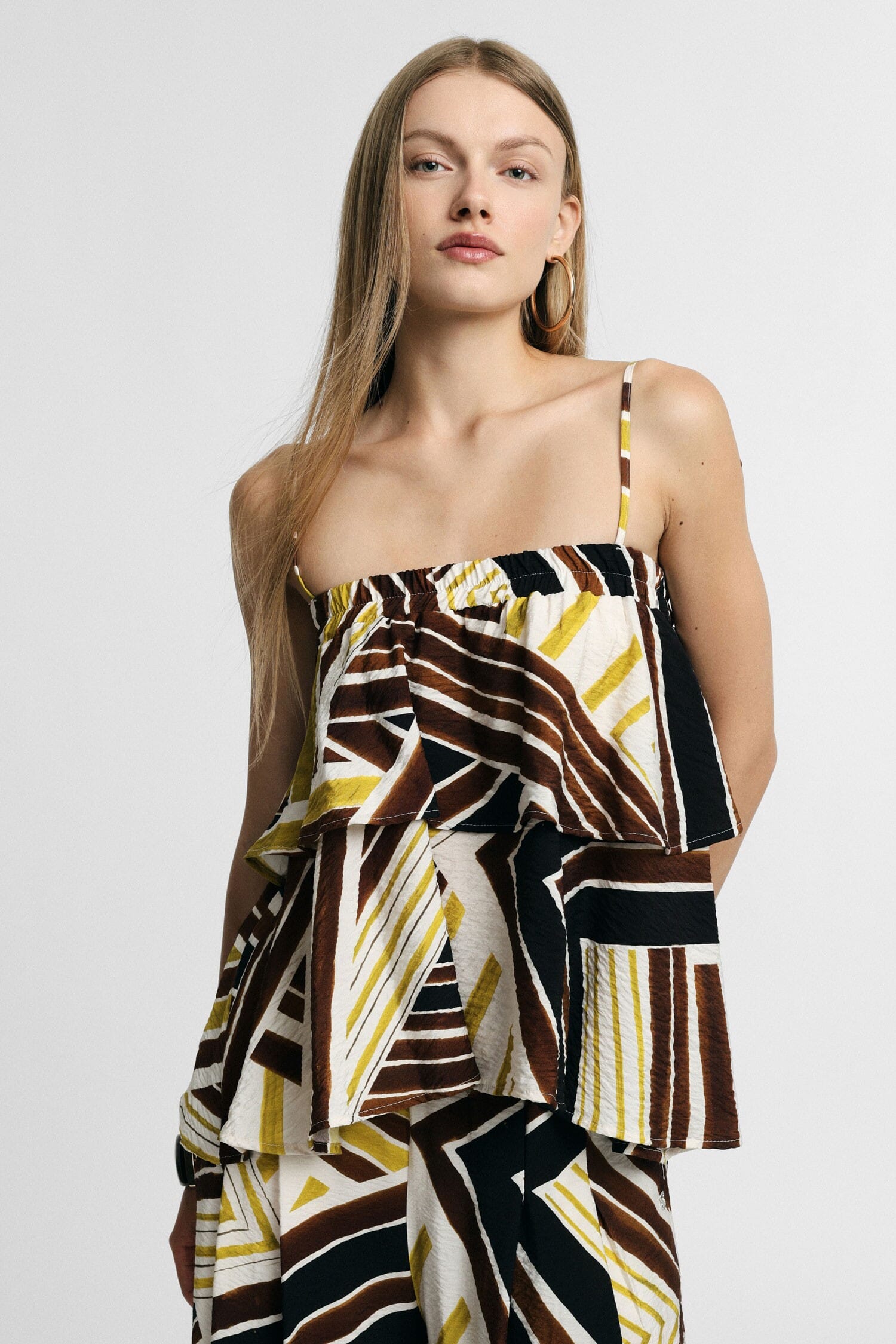 Top With Thin Straps And Geometric Pattern Please