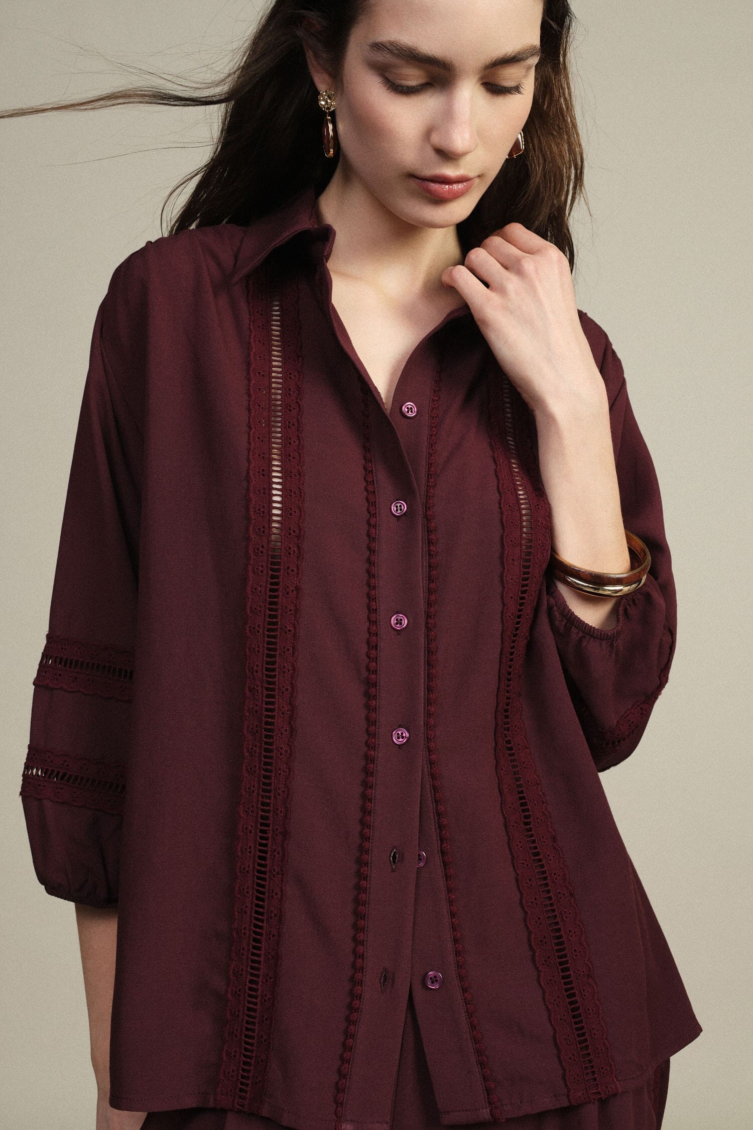 Camicia Ampia Con Inserti In Pizzo Traforato Dixie