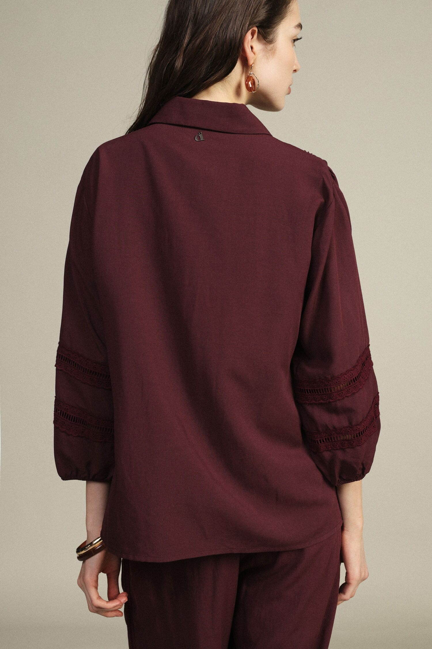 Camicia Ampia Con Inserti In Pizzo Traforato Dixie