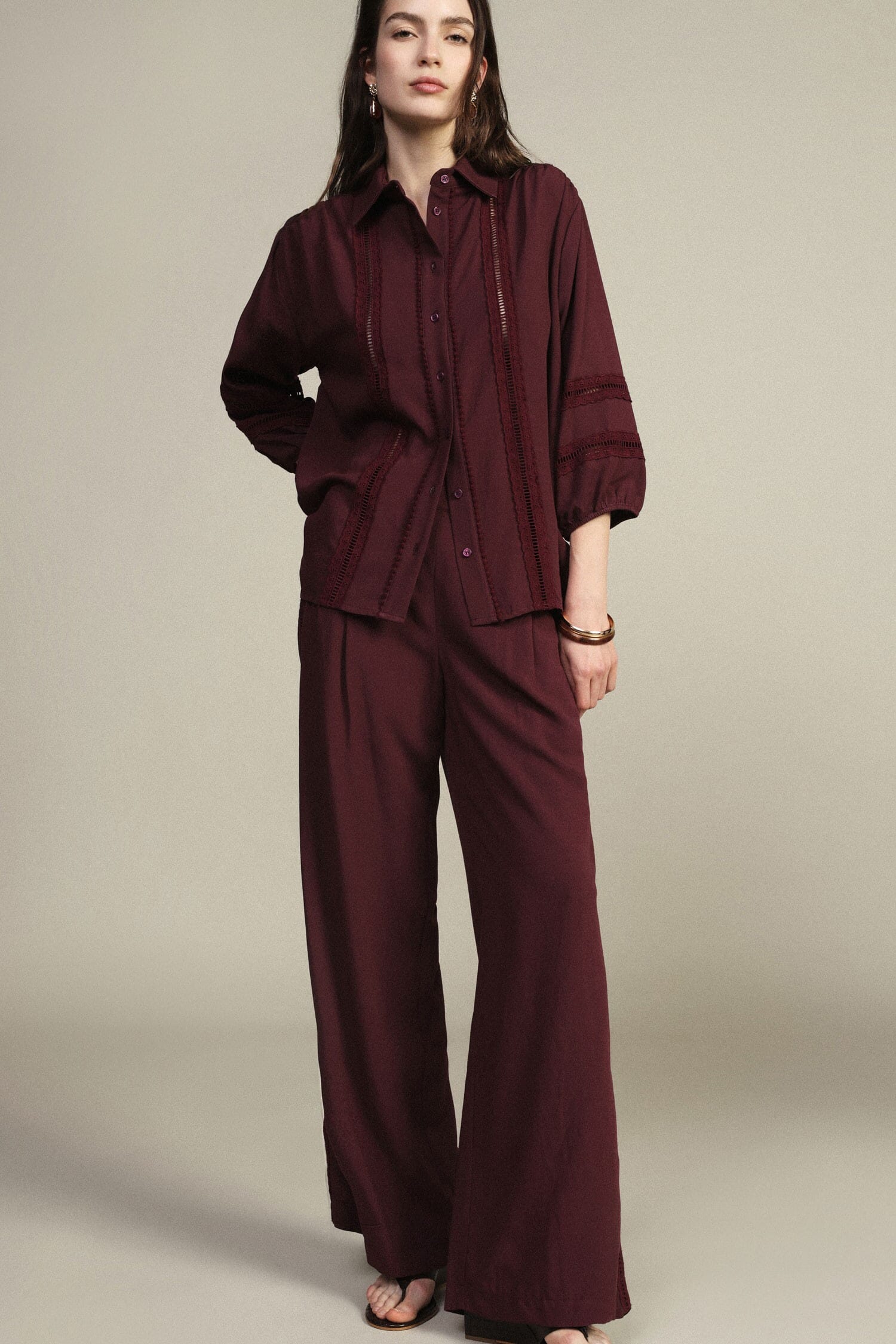 Pantalon palazzo taille haute avec empiècements perforés Dixie