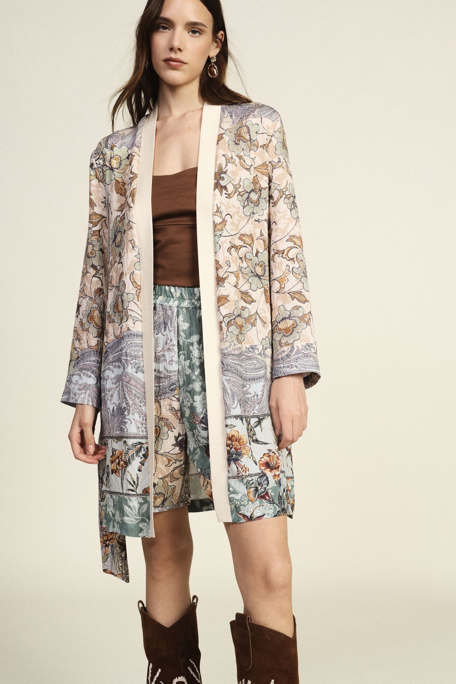 Cappotto Leggero Fantasia Floreale Cintura Coordinata Dixie