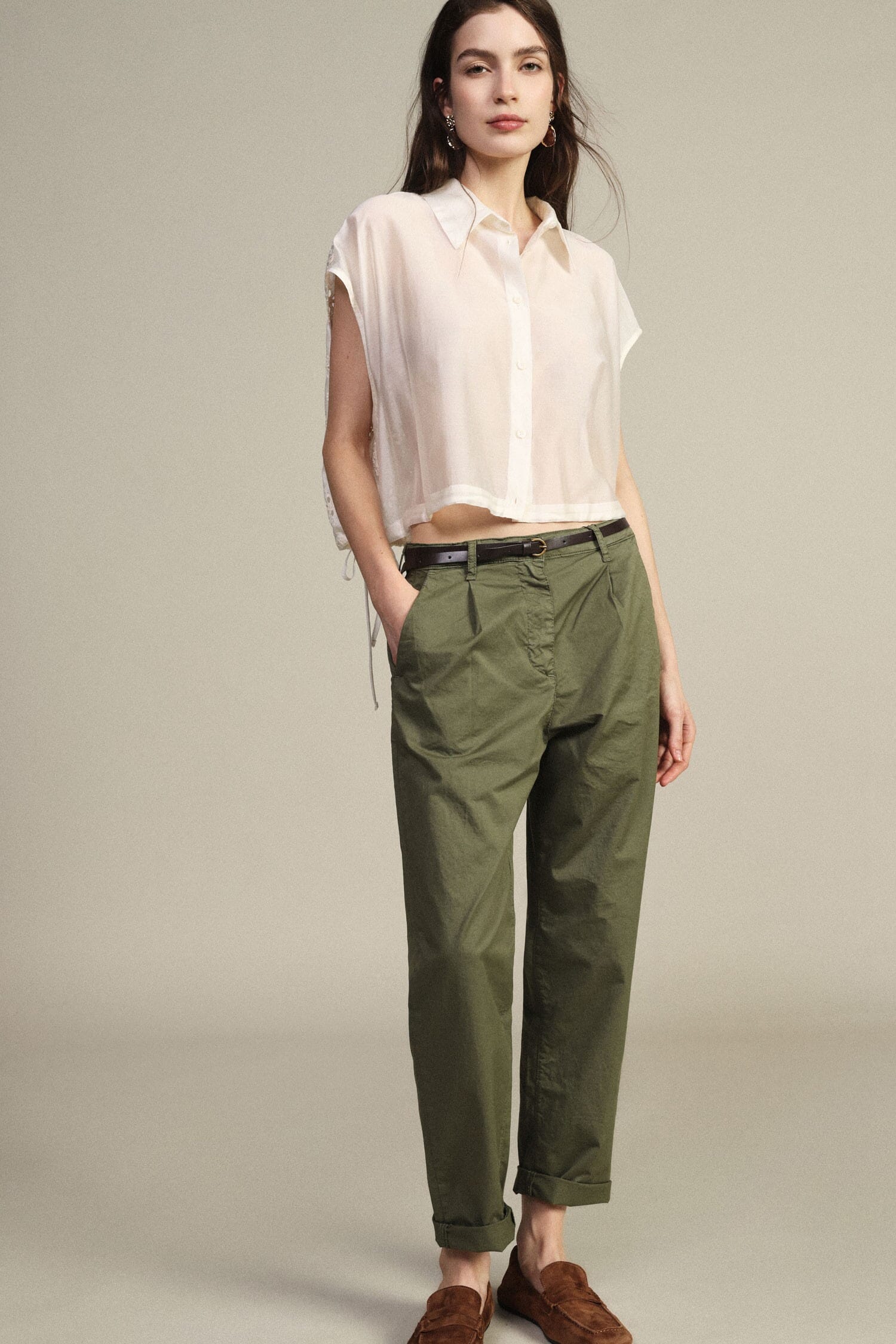 Trousers Chino-Fit Con Cintura Sottile E Risvolti Dixie