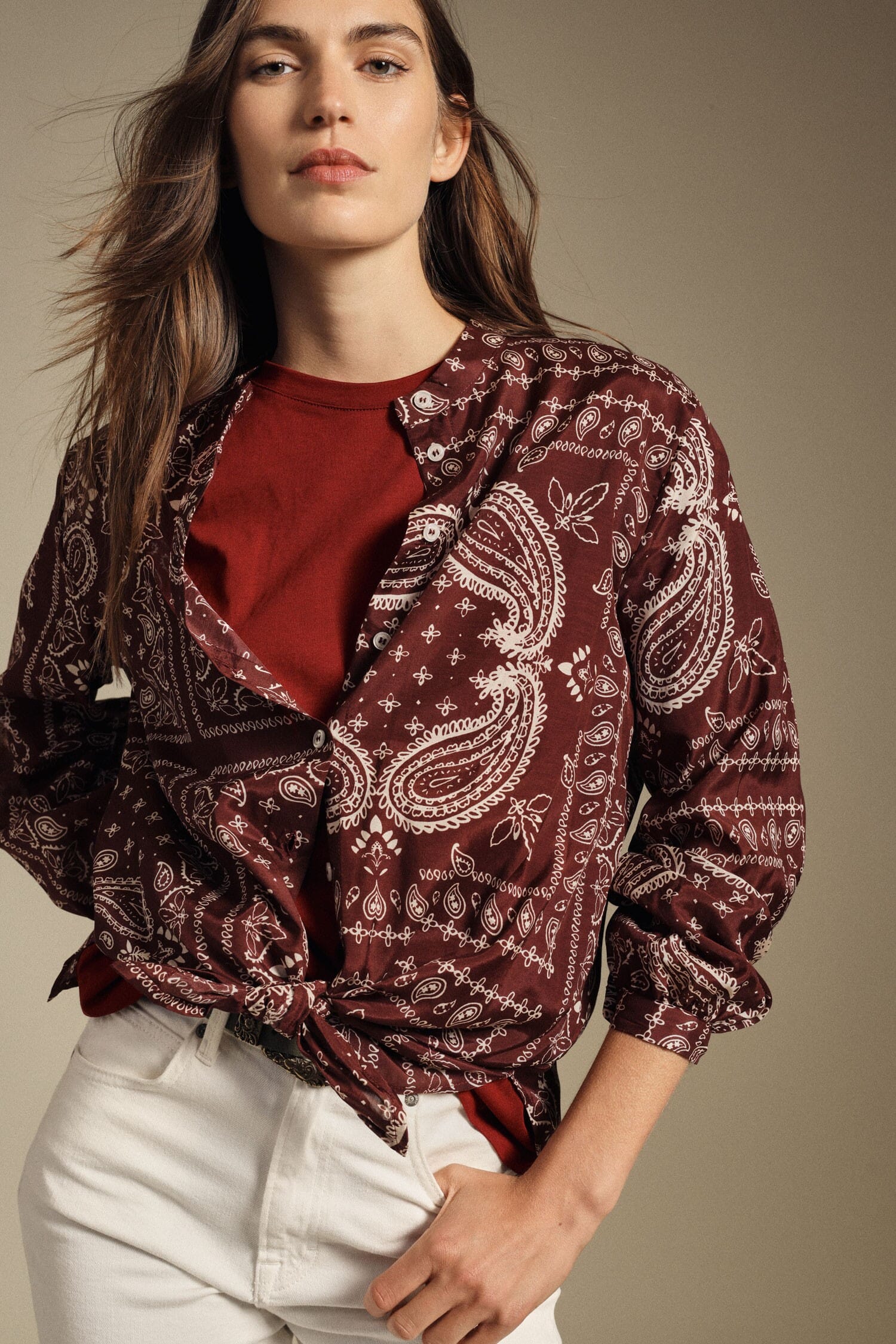 Regular Fit Paisley Pattern Front Knot Dixie Shirt