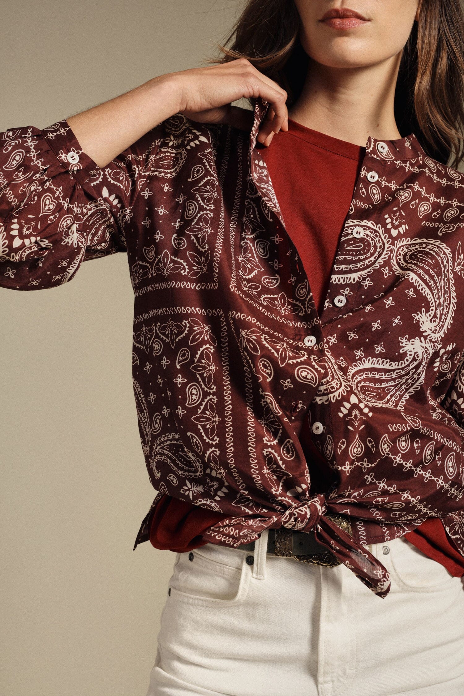 Regular Fit Paisley Pattern Front Knot Dixie Shirt