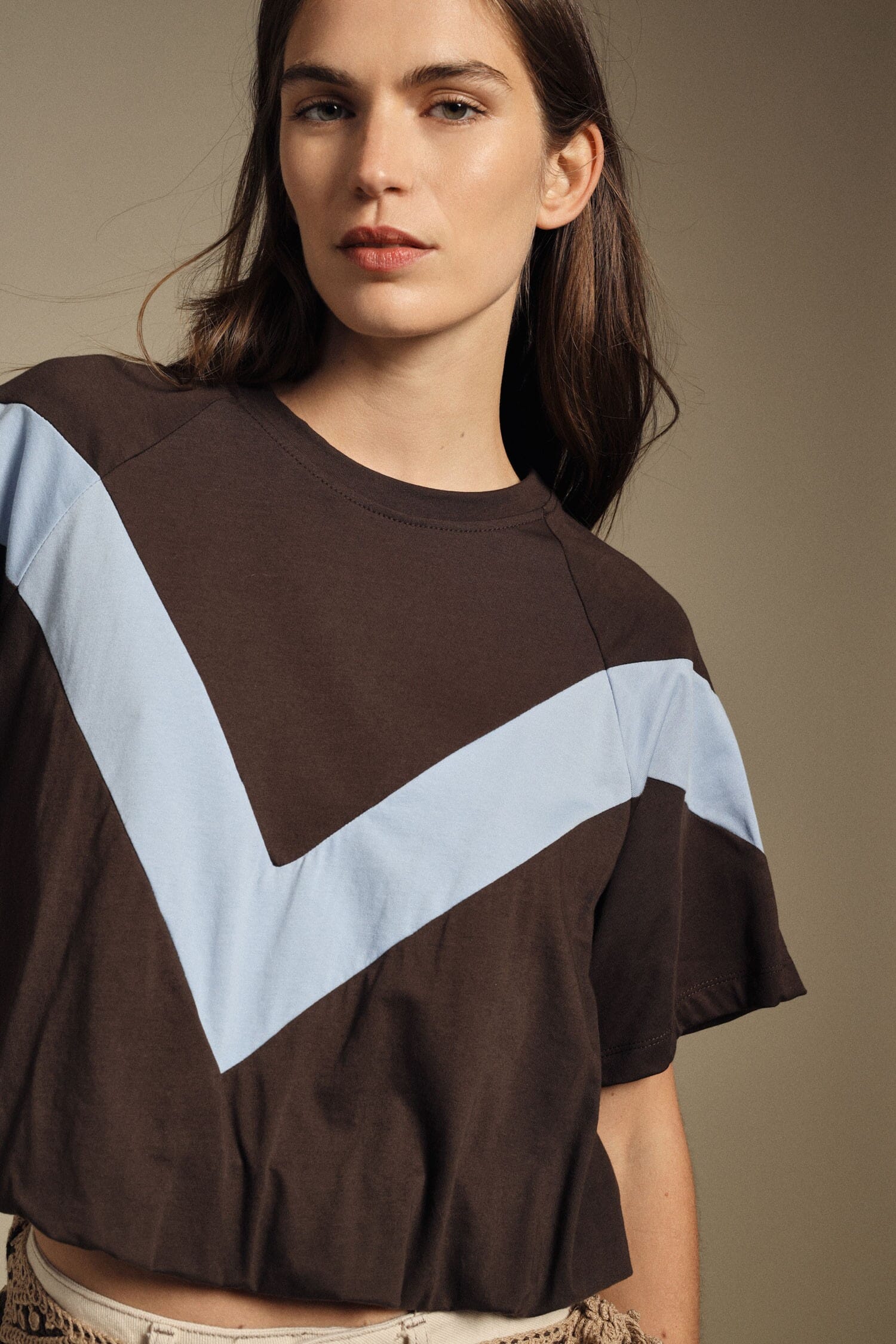 T-Shirt Con Maniche Ampie E Inserto A V Dixie