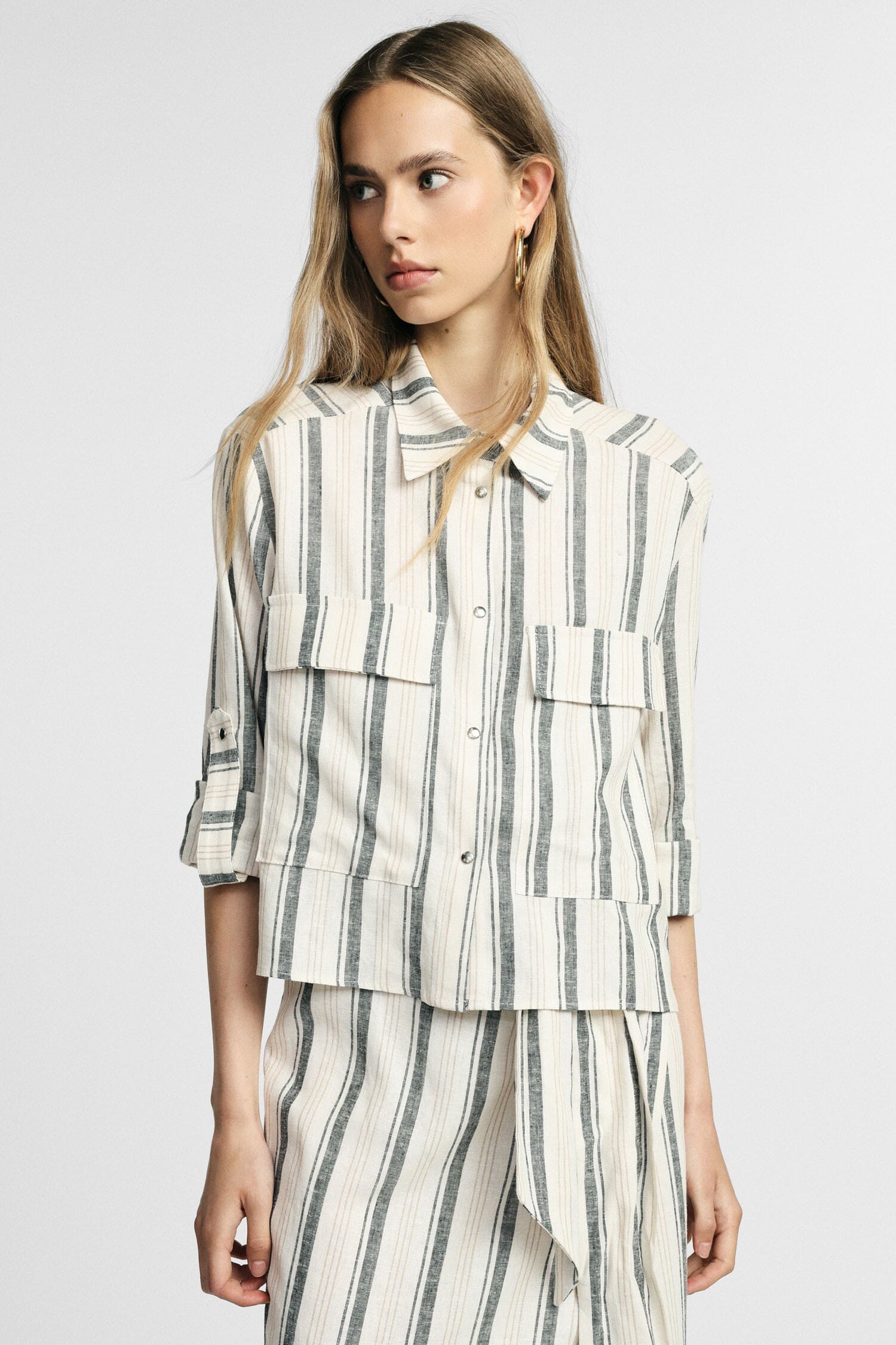 Camicia A Righe Con Tasche Frontali E Maniche Arrotolabili Please