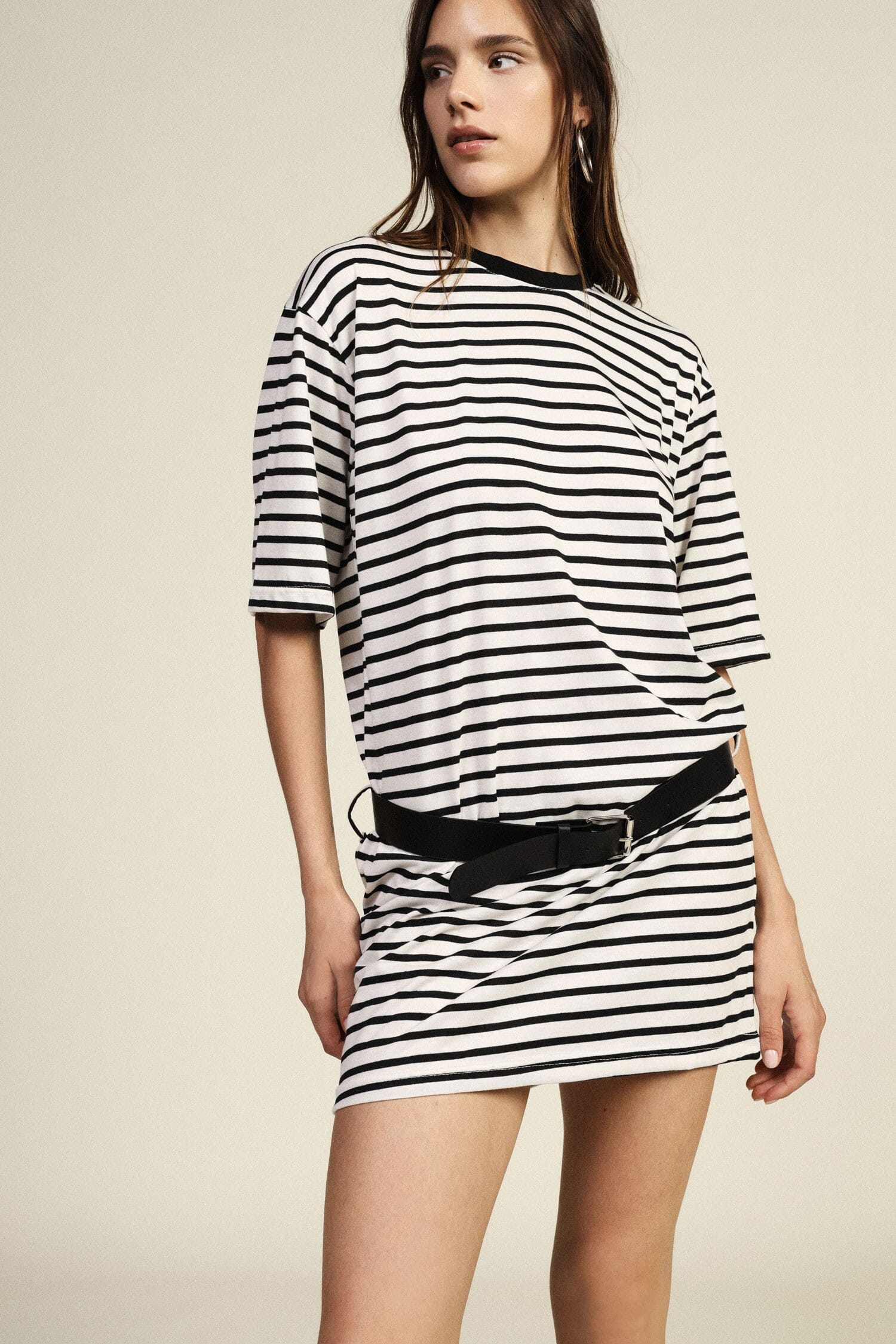 Robe courte rayée avec ceinture et manches courtes Dixie