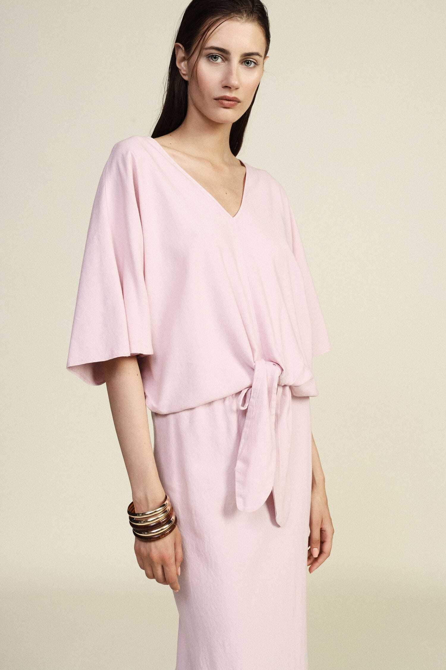 Short Blouse With Front Knot And Wide Sleeves Dixie