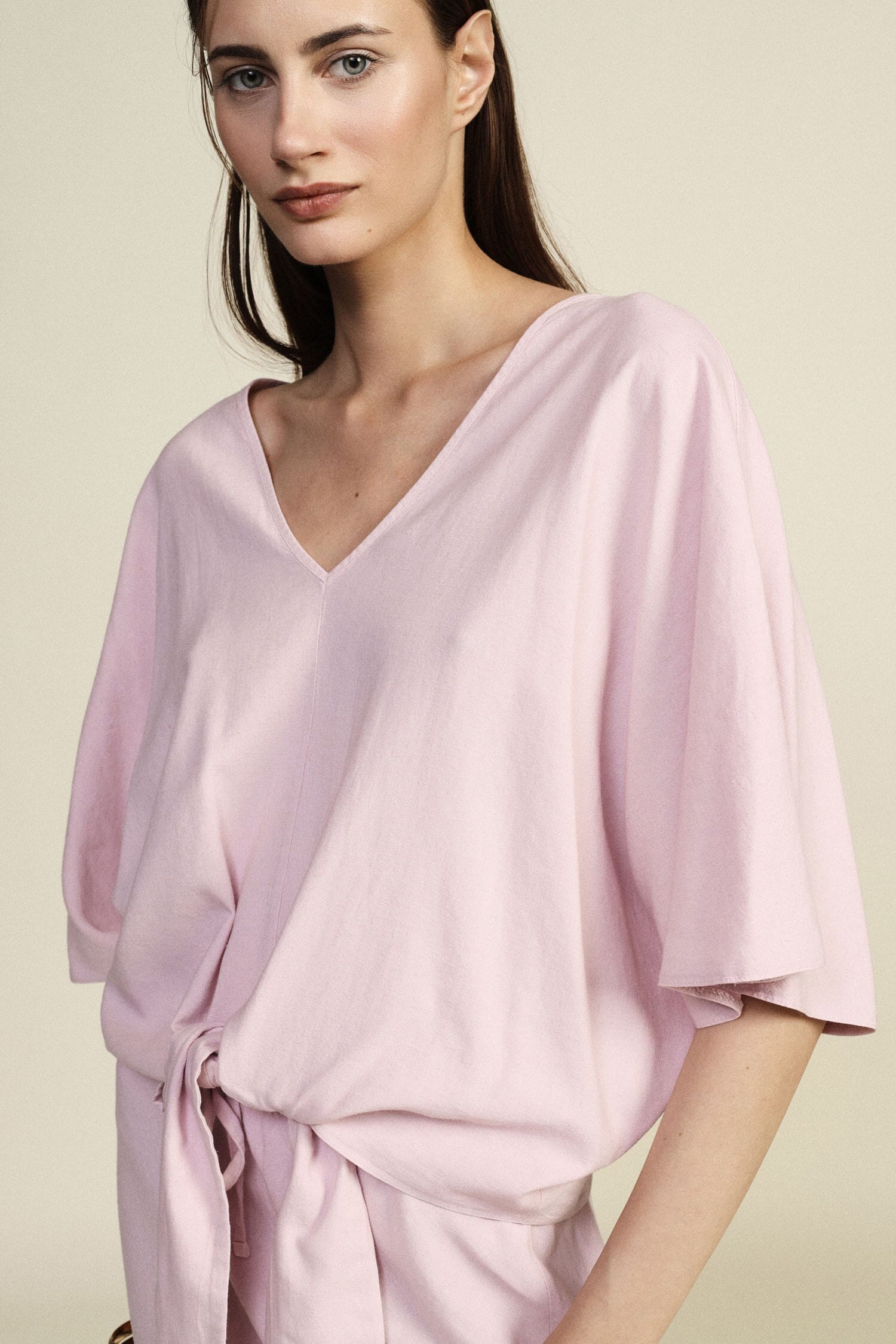 Short Blouse With Front Knot And Wide Sleeves Dixie