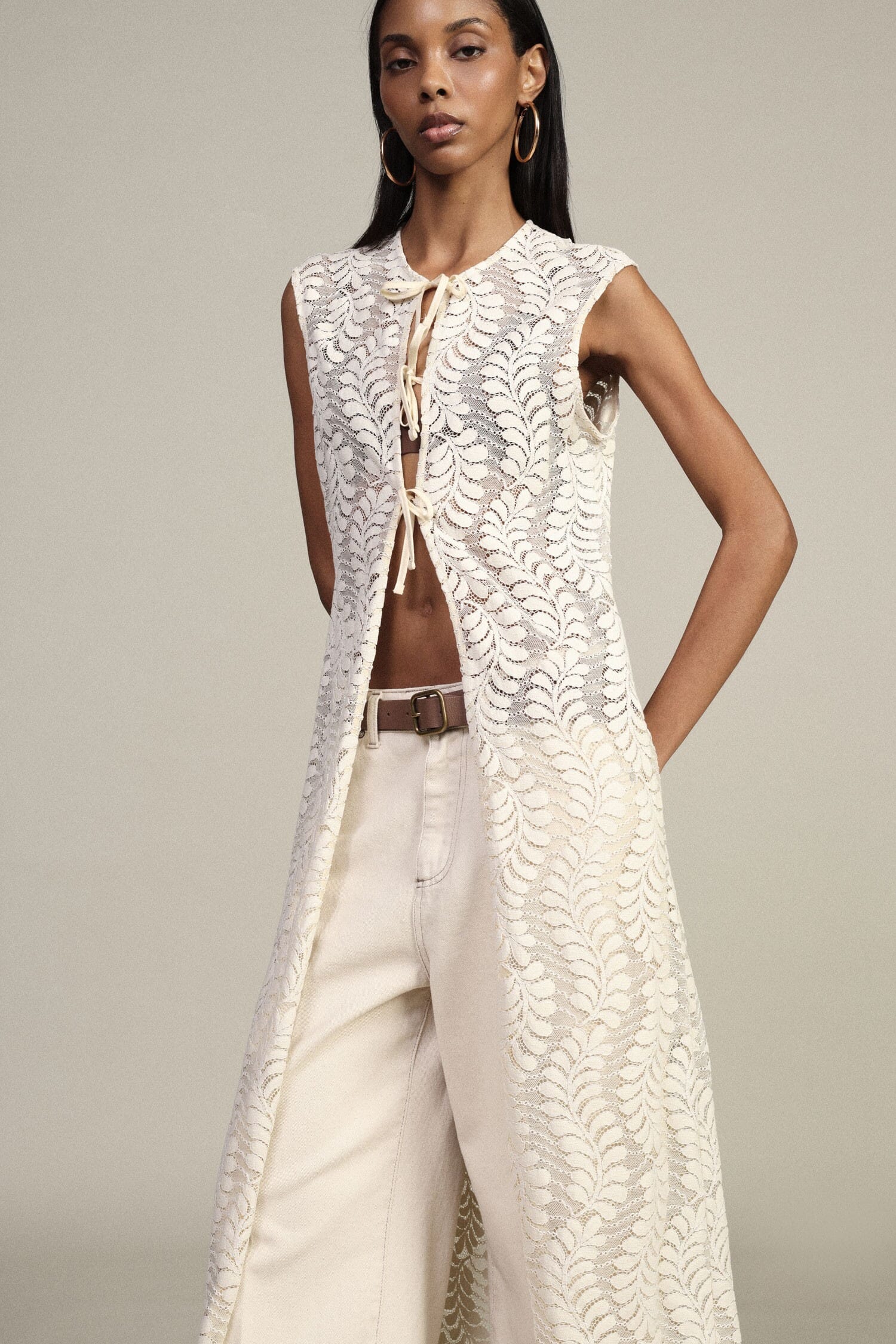 Gilet long perforé sans manches avec laçage Dixie