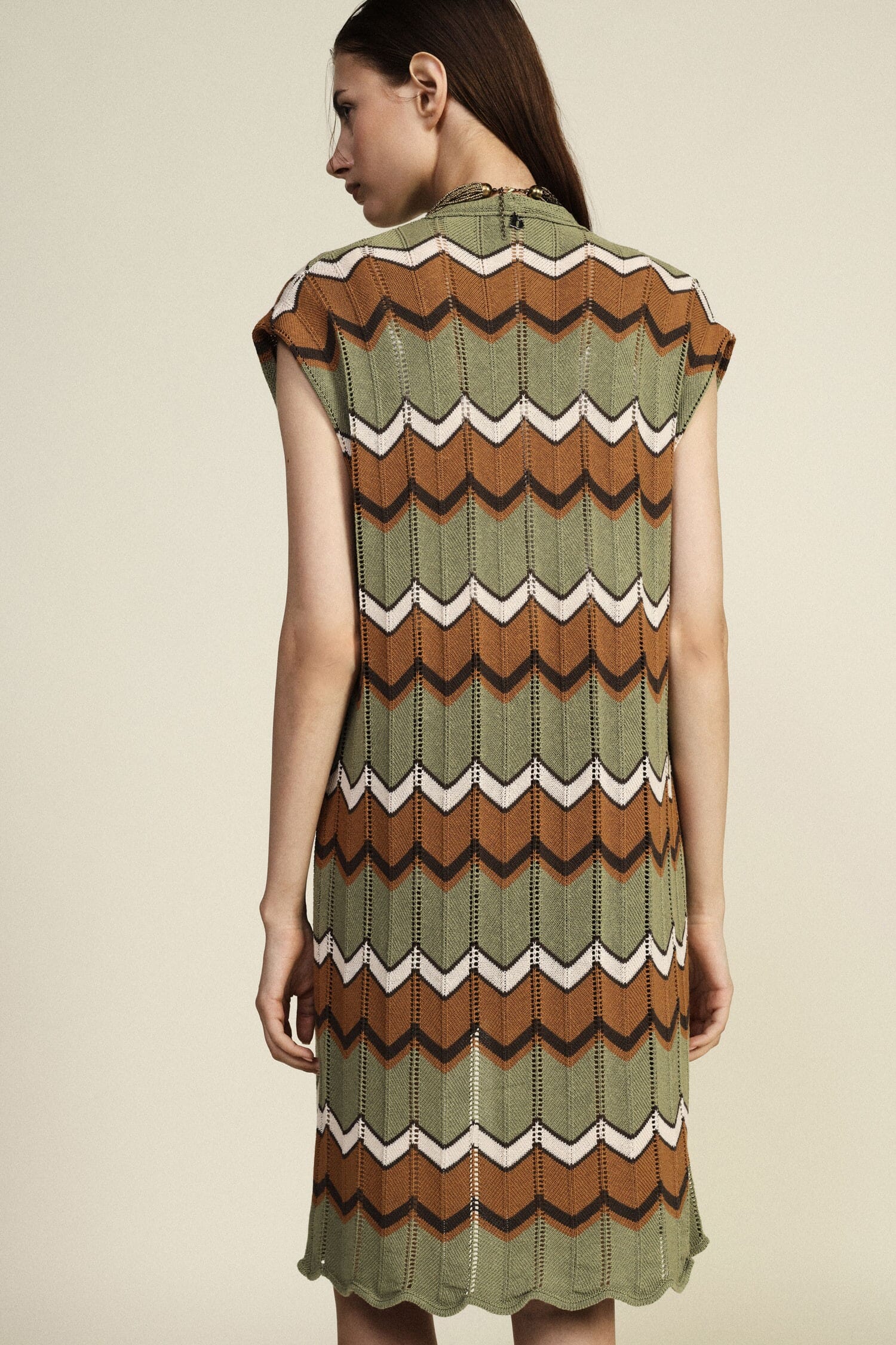 Gilet sans manches avec motif en zigzag et bordure ondulée Dixie