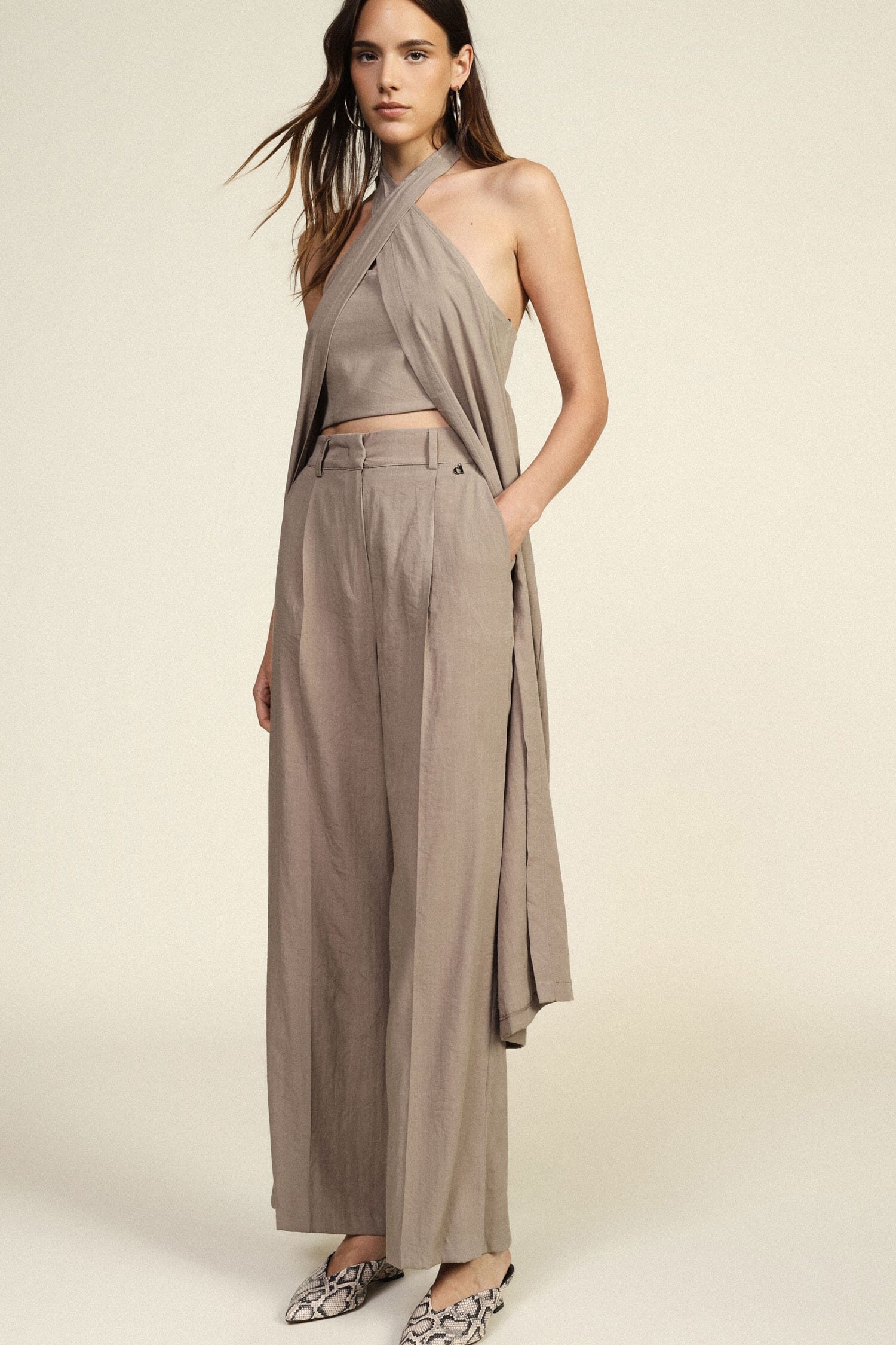 Pantaloni Palazzo Con Pinces E Vita Alta Dixie
