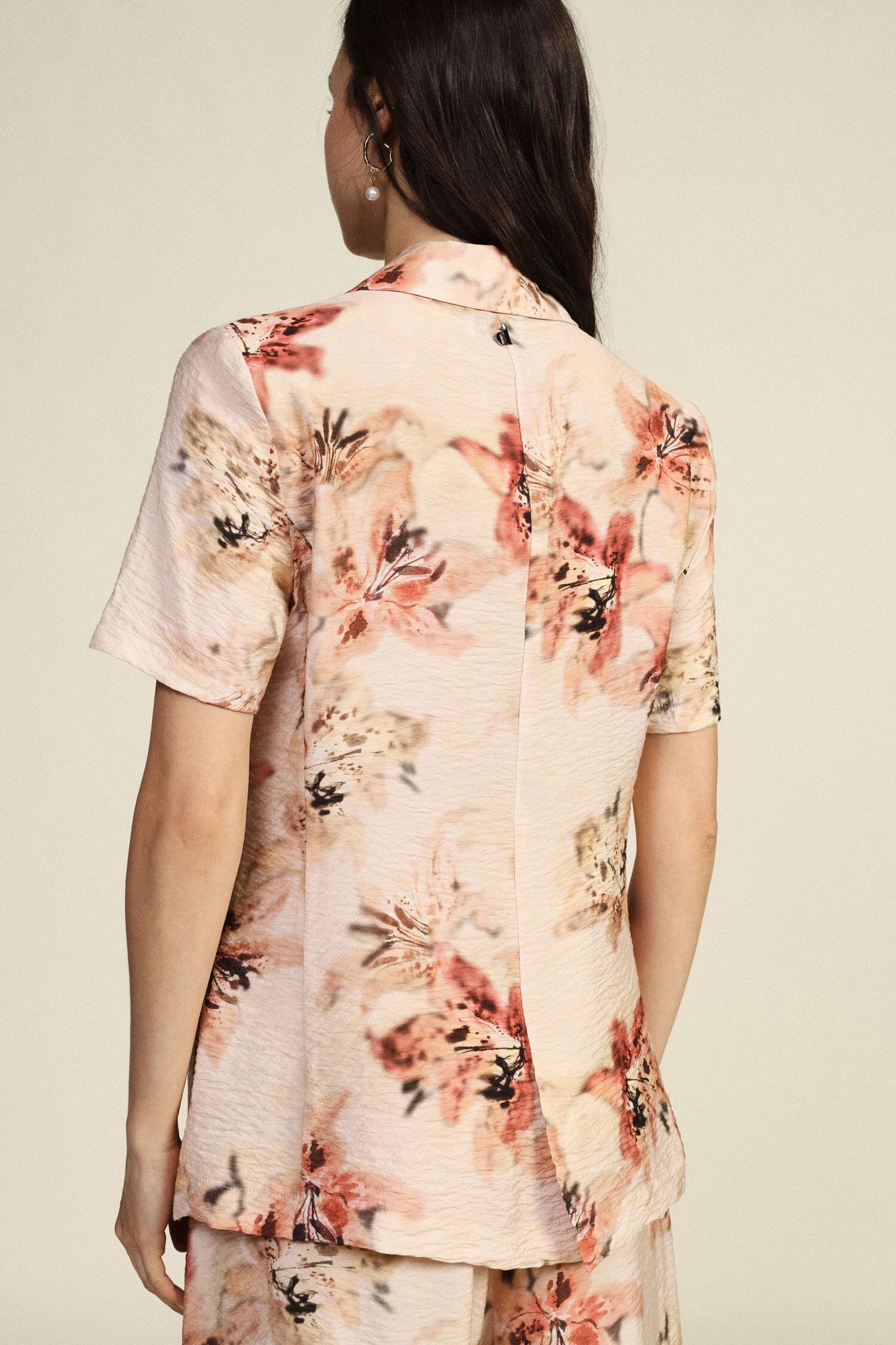 Dixie Short-Sleeved Floral Fantasy Blazer