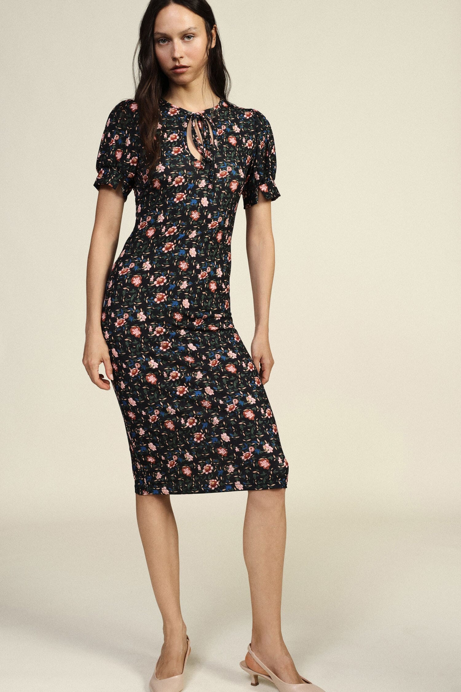 Floral V-neck Midi Dress Dixie