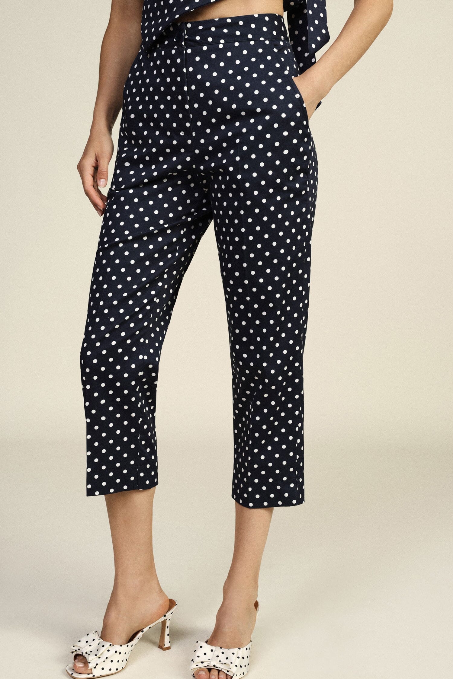 Pantaloni Cropped A Pois Con Vita Regular Dixie