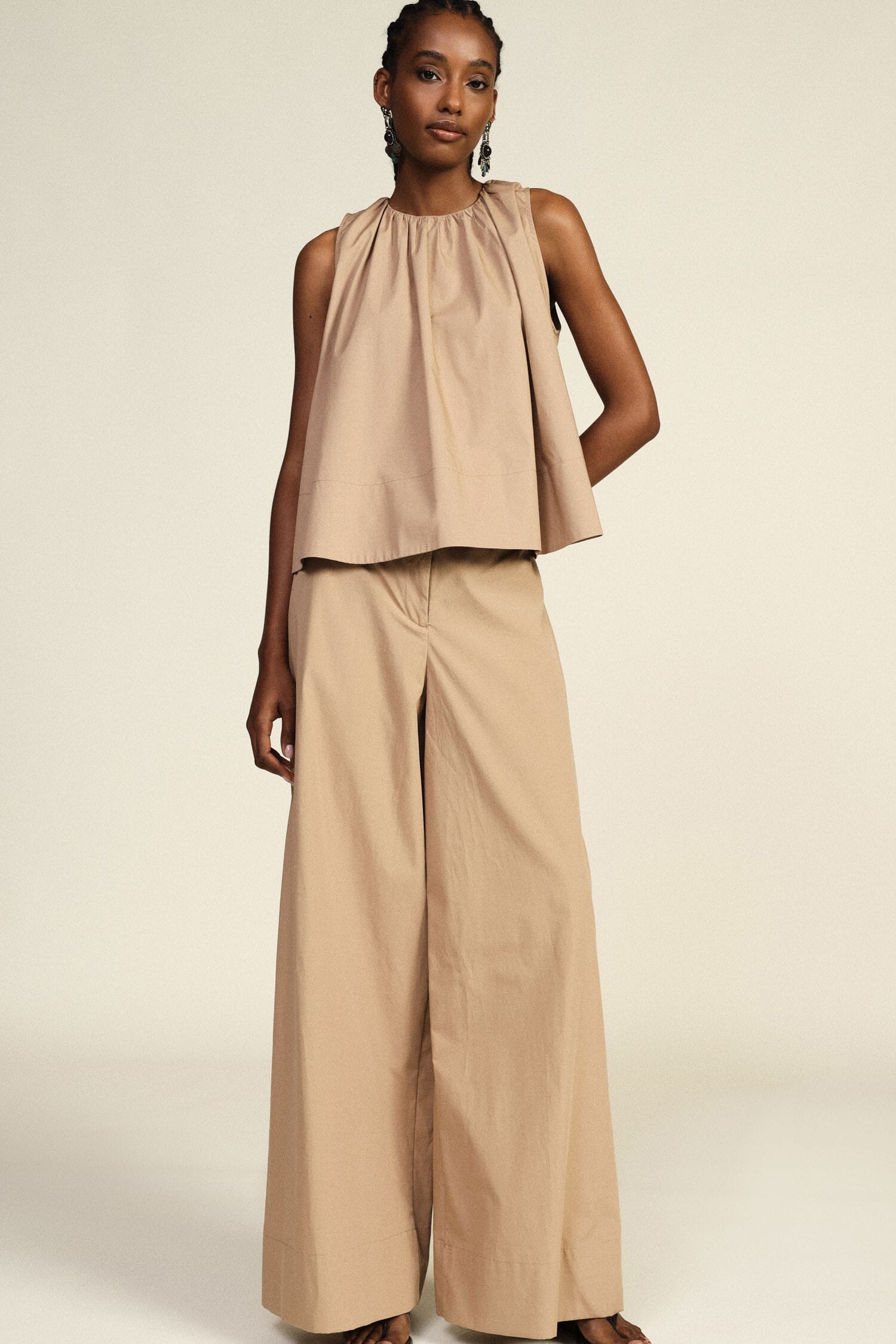 Pantaloni Palazzo Con Vita Elastica E Dettaglio Bottone Dixie