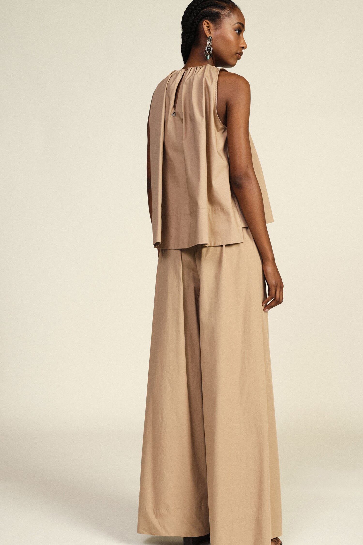 Pantaloni Palazzo Con Vita Elastica E Dettaglio Bottone Dixie