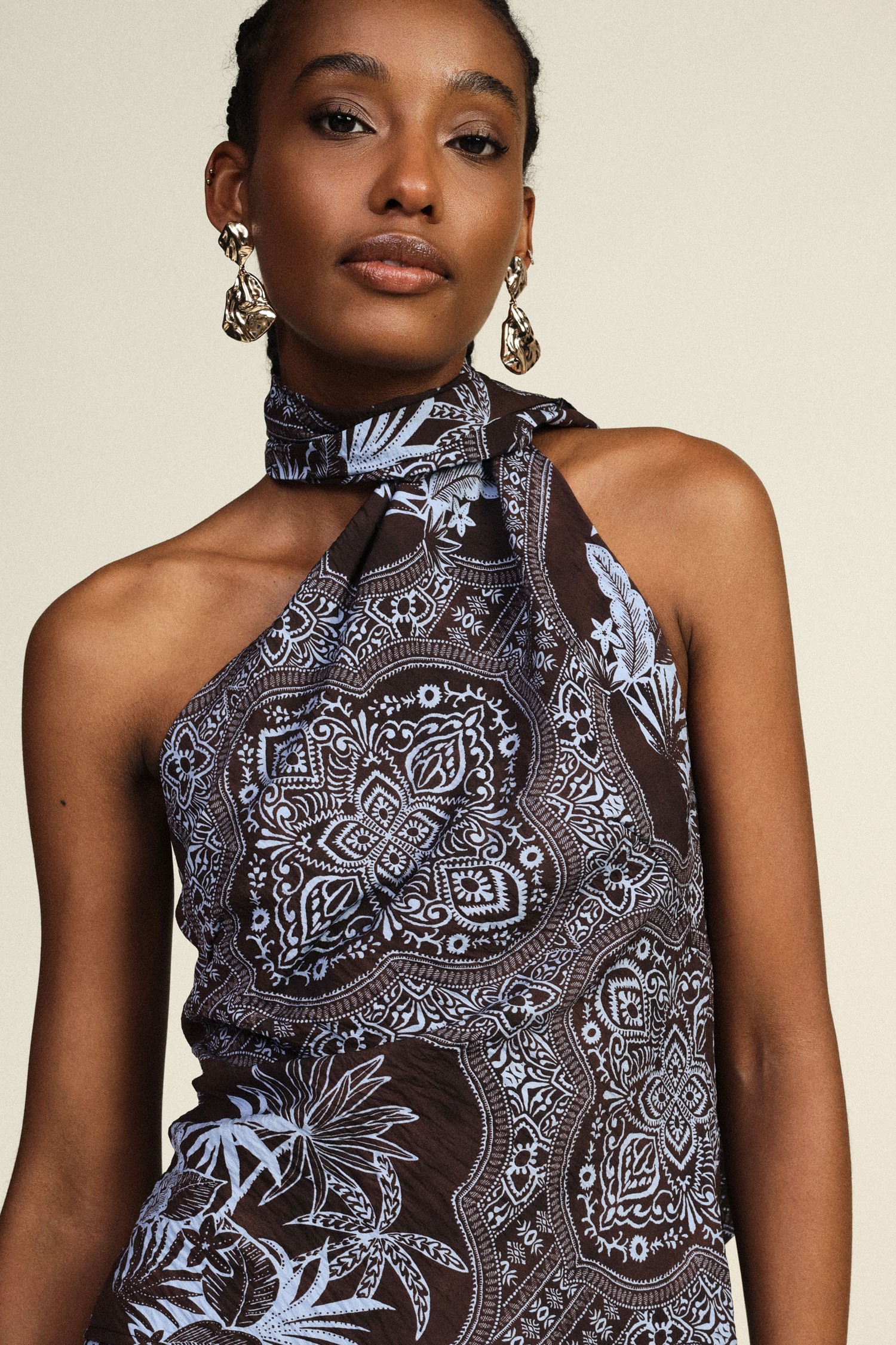Asymmetrical Top With Bandana Print And Dixie Knot