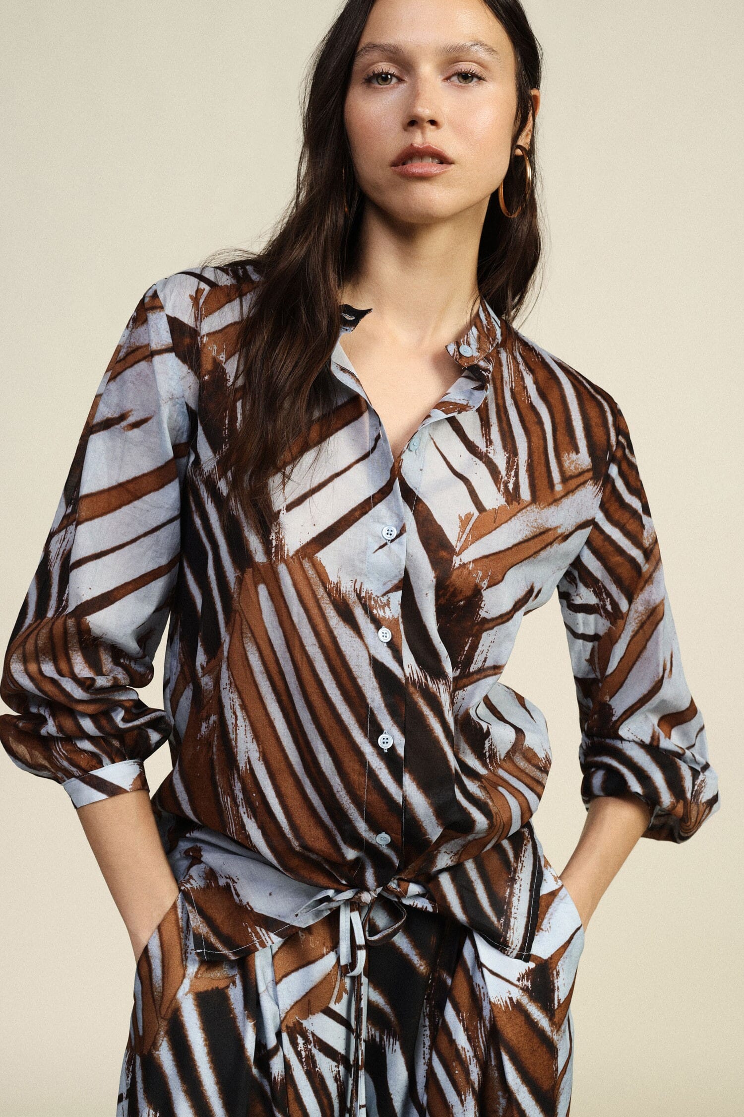 Camicia Fantasia Con Nodo Frontale E Collo Alla Coreana Dixie