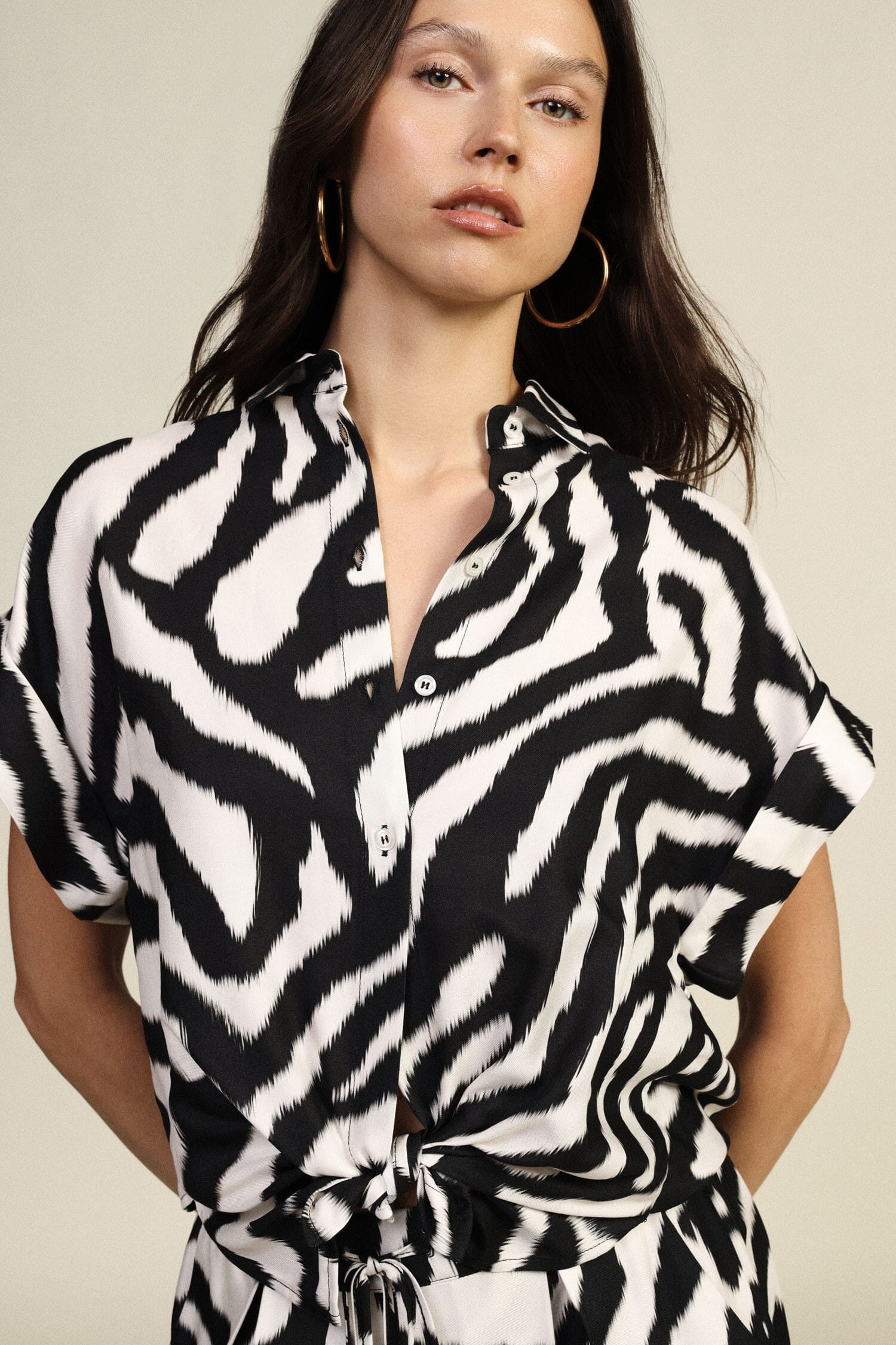 Chemise fantaisie animalière avec nœud sur le devant Dixie